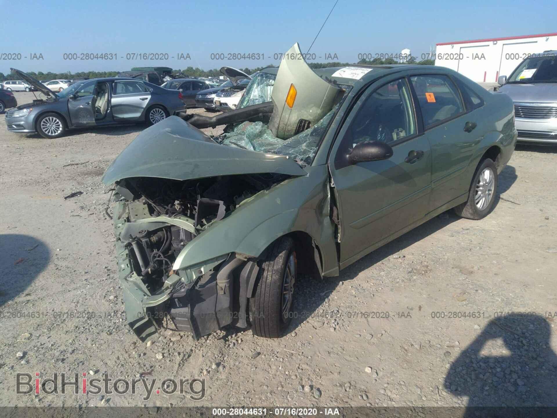 2007 FORD FOCUS - VIN: 1FAFP34N67W123635 - Фото 2