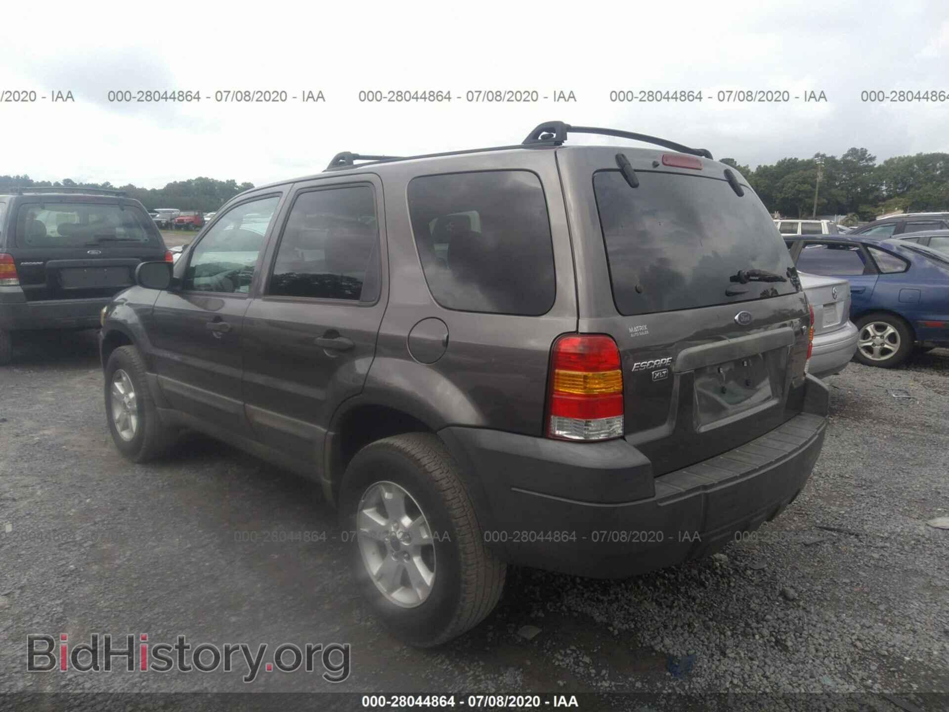 2005 FORD ESCAPE - VIN: 1FMYU93105KC70823 - Фото 3