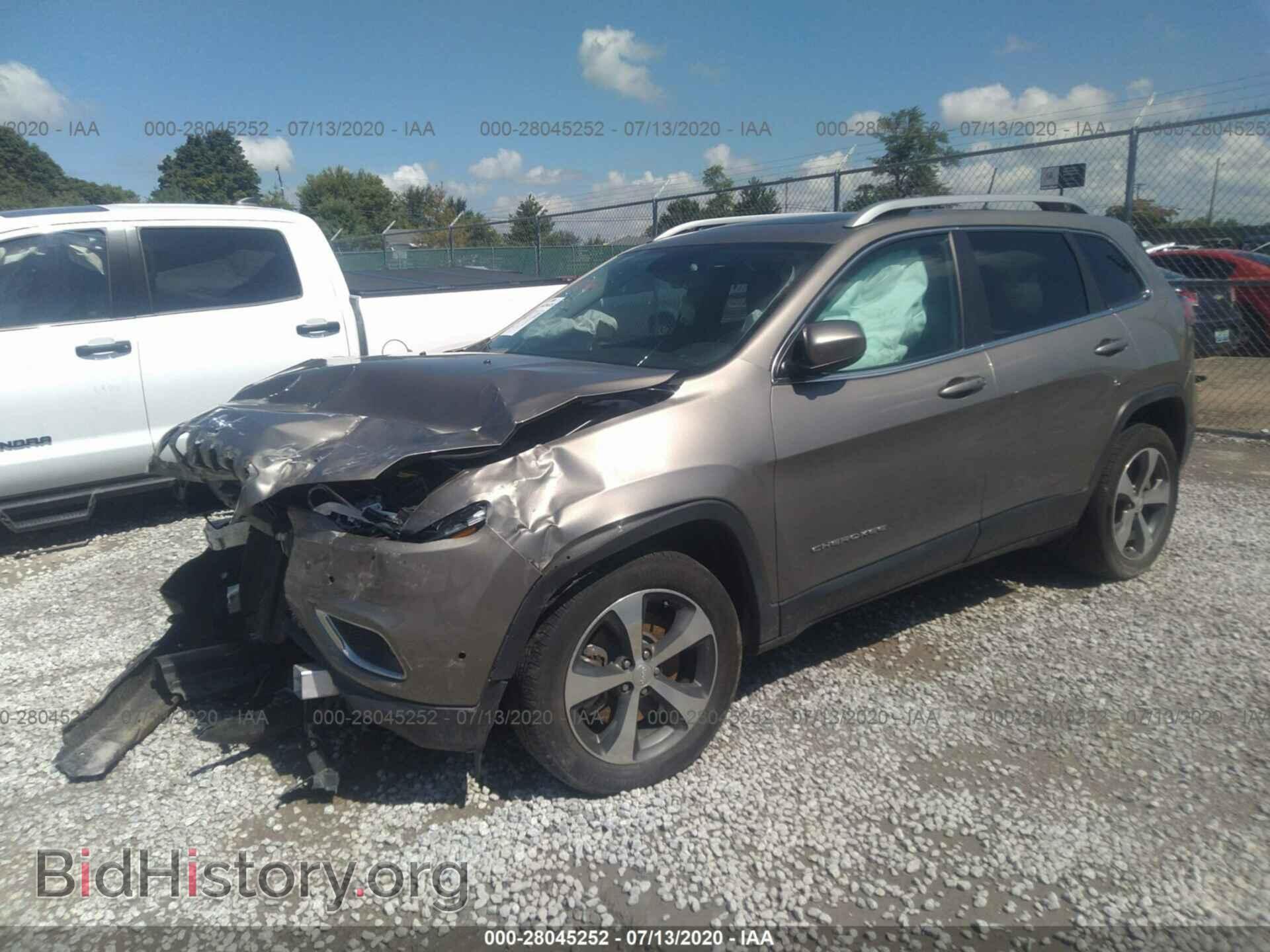 2019 JEEP CHEROKEE - VIN: 1C4PJLDBXKD266100 - Фото 2