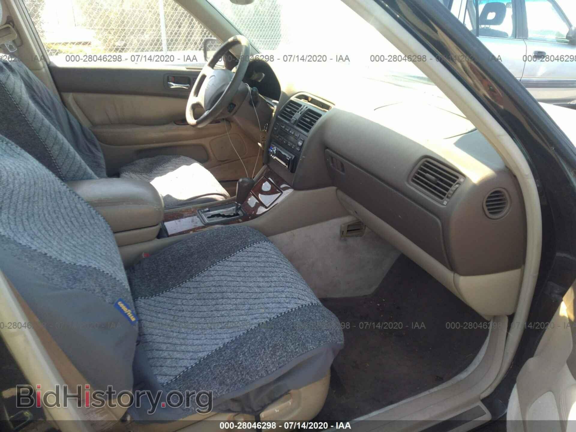 1995 LEXUS LS - VIN: JT8UF22E9S0006532 - Фото 5