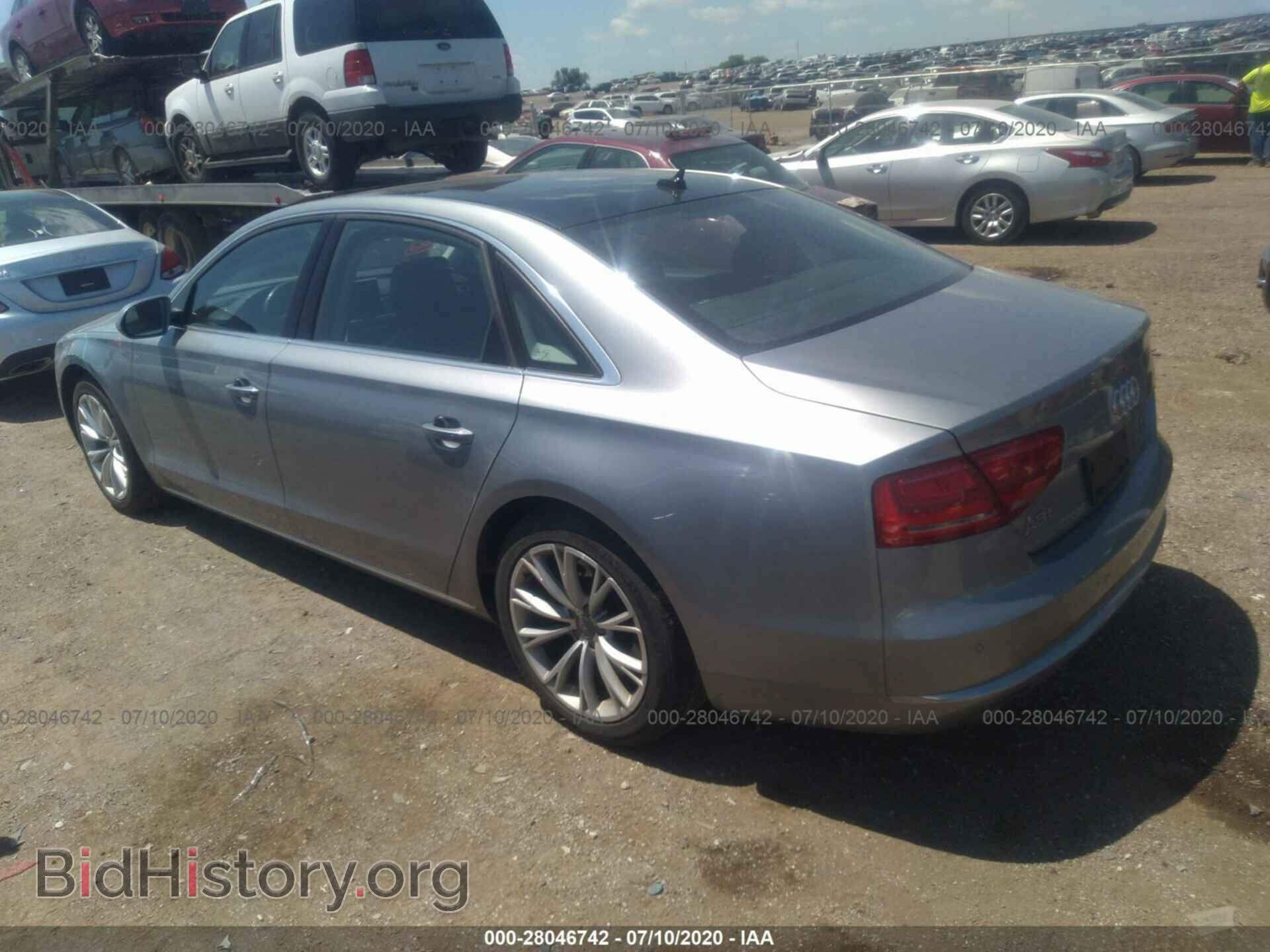 2012 AUDI A8 L - VIN: WAURVAFD2CN034390 - Фото 3