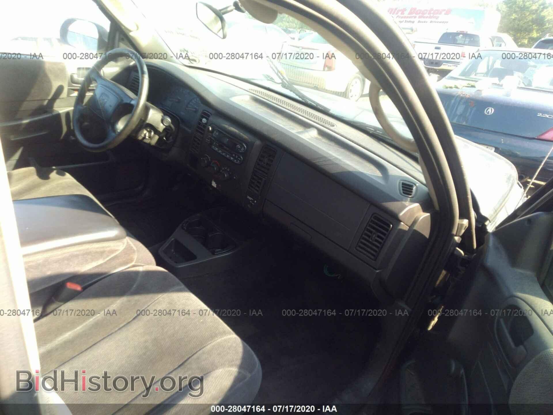 2002 DODGE DAKOTA - VIN: 1B7GL32X32S641409 - Фото 5