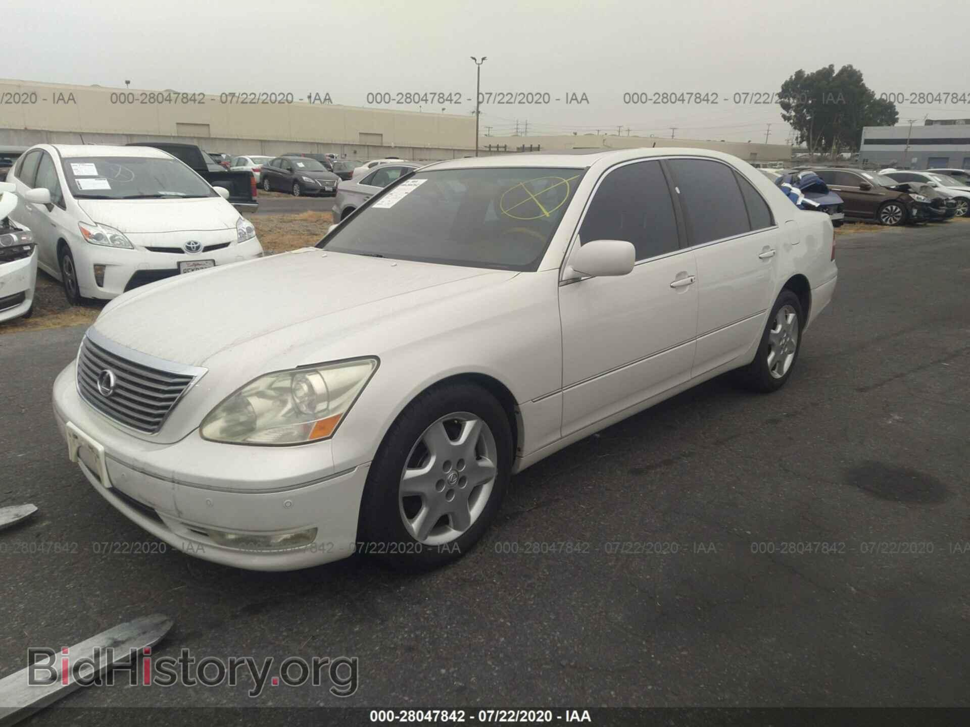 2004 LEXUS LS - VIN: JTHBN36F040159385 - Фото 2