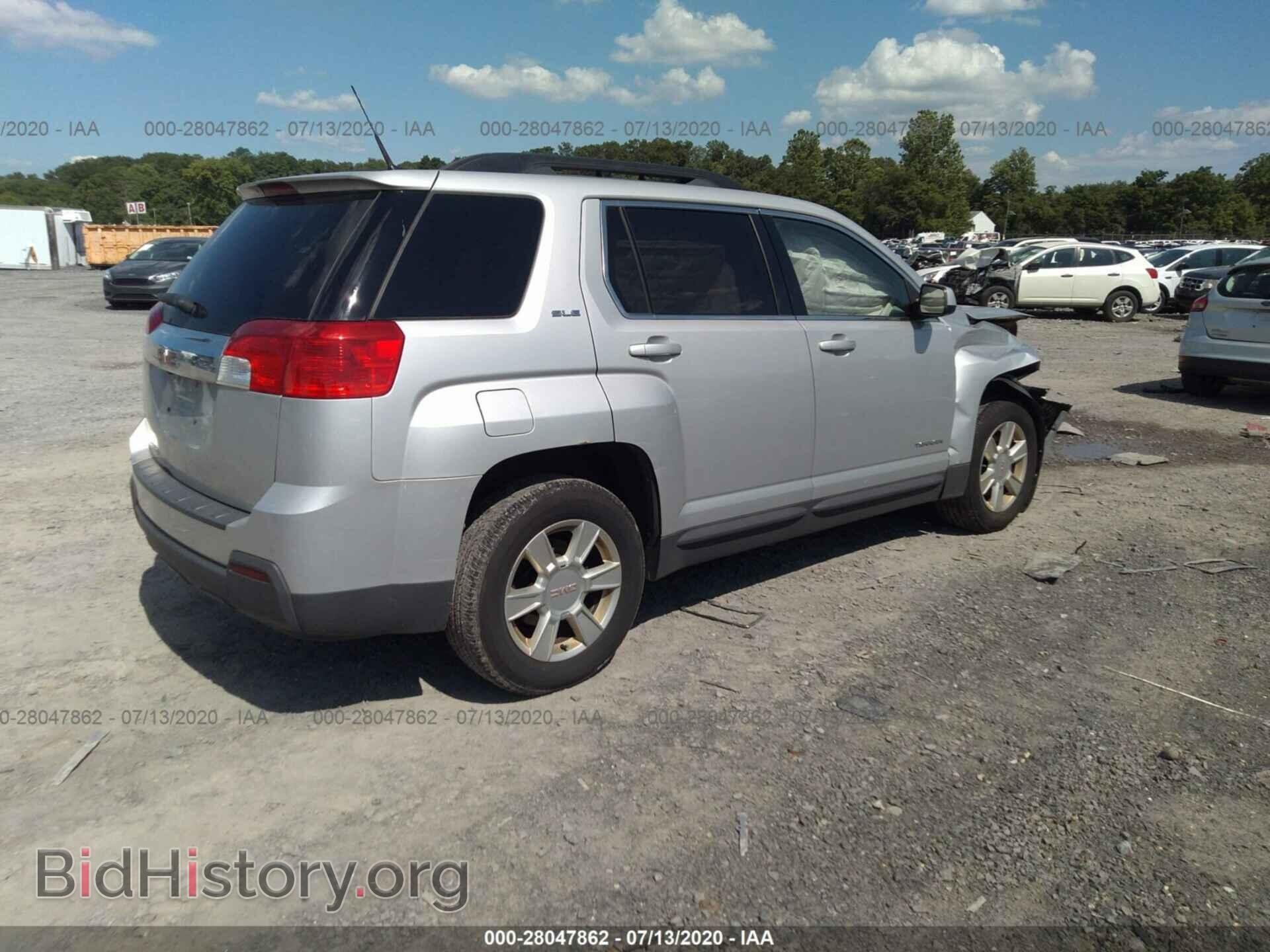 2010 GMC TERRAIN - VIN: 2CTALDEW3A6409252 - Photo 4