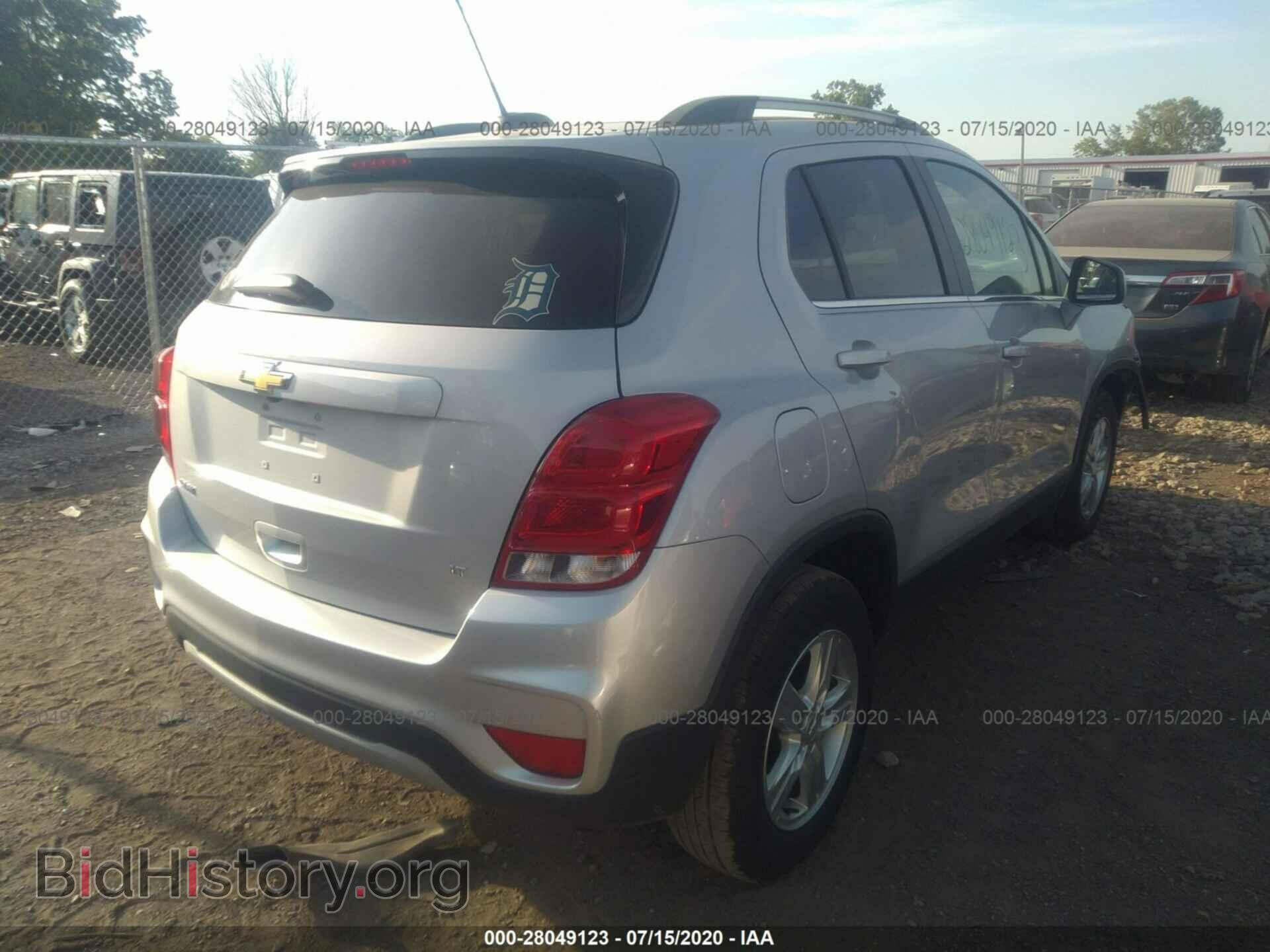 2019 CHEVROLET TRAX - VIN: 3GNCJLSB4KL305329 - Фото 4
