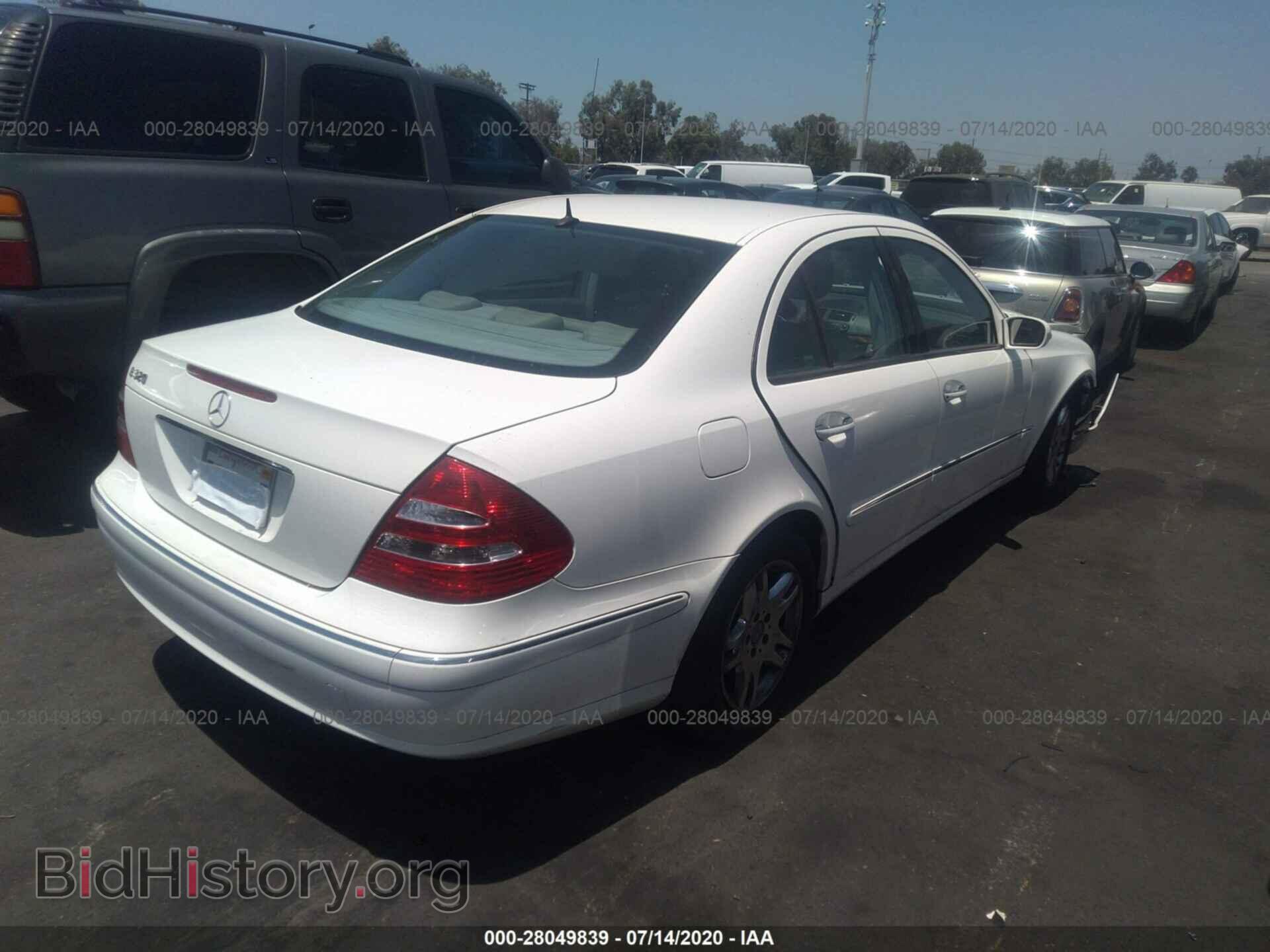 2003 MERCEDES-BENZ E-CLASS - VIN: WDBUF65J23A368570 - Фото 3