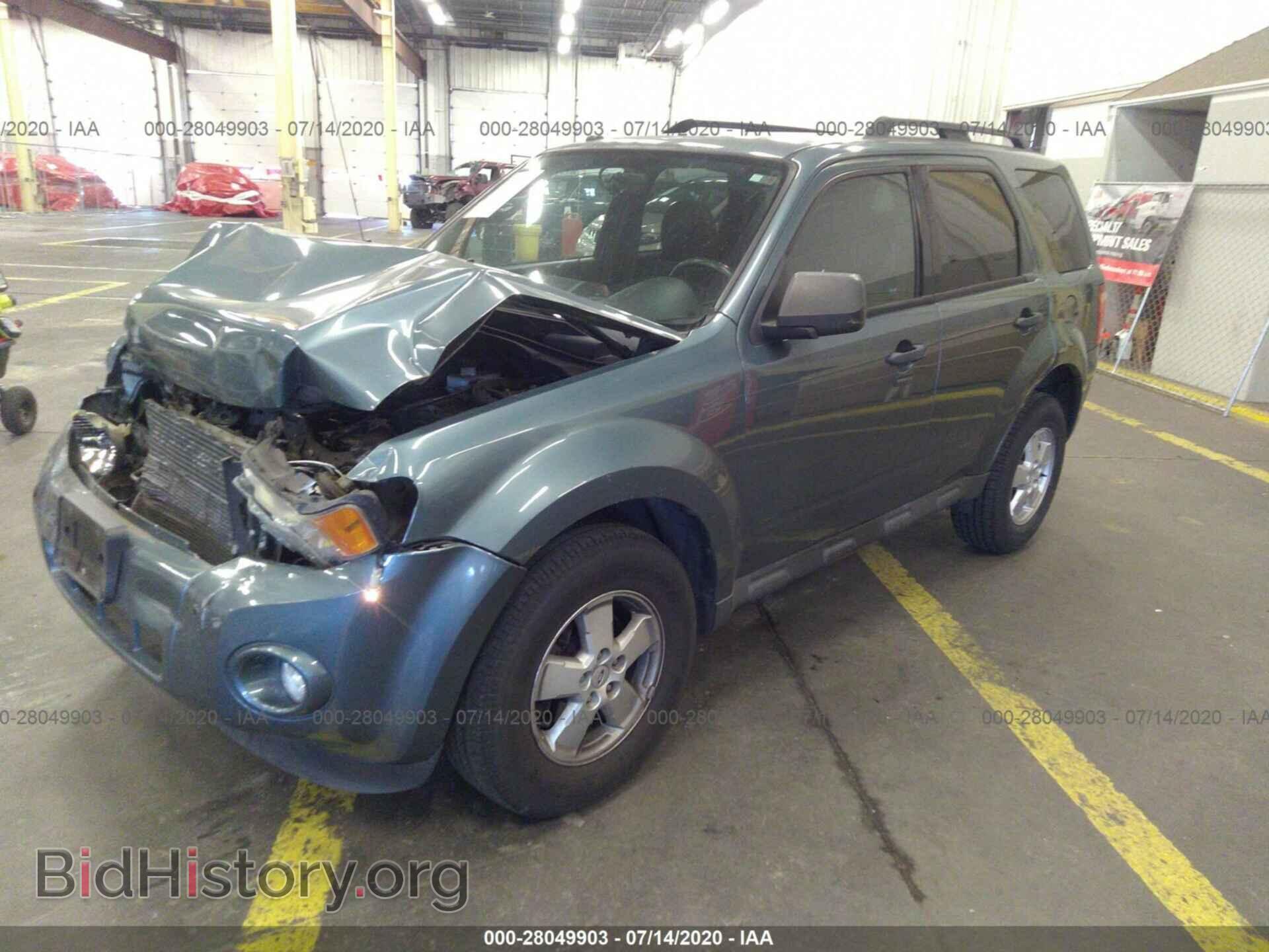 2011 FORD ESCAPE - VIN: 1FMCU9D75BKA53681 - Фото 2