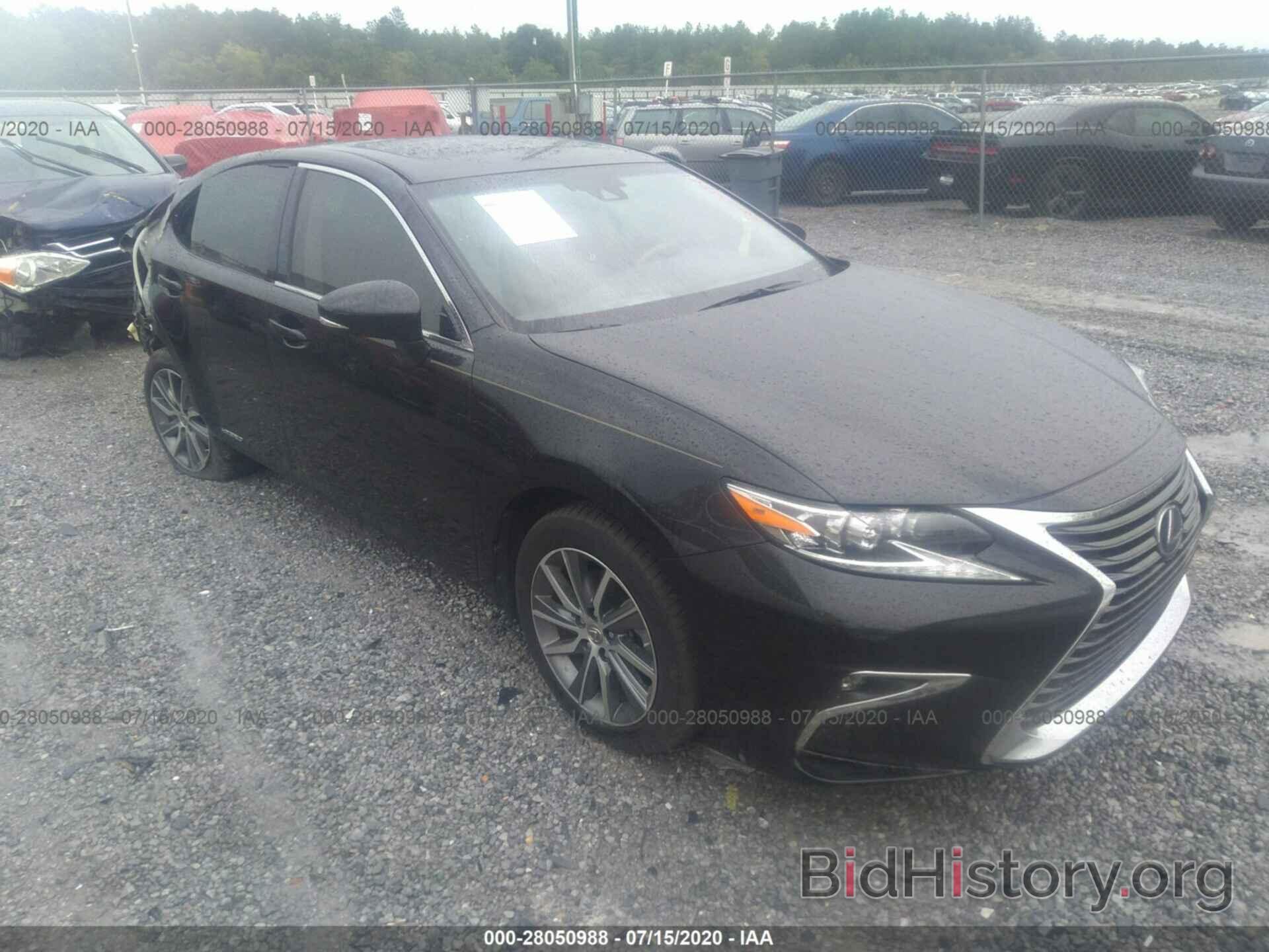 Photo JTHBW1GG8G2113997 - LEXUS ES 2016