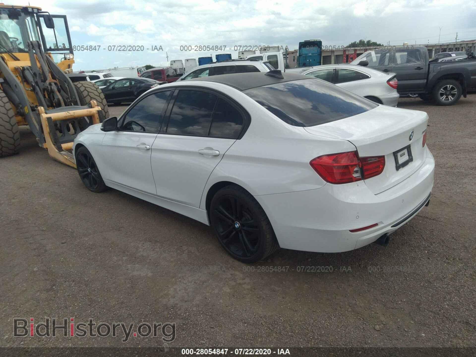 2013 BMW 335 - VIN: WBA3A9C59DF476530 - Фото 3