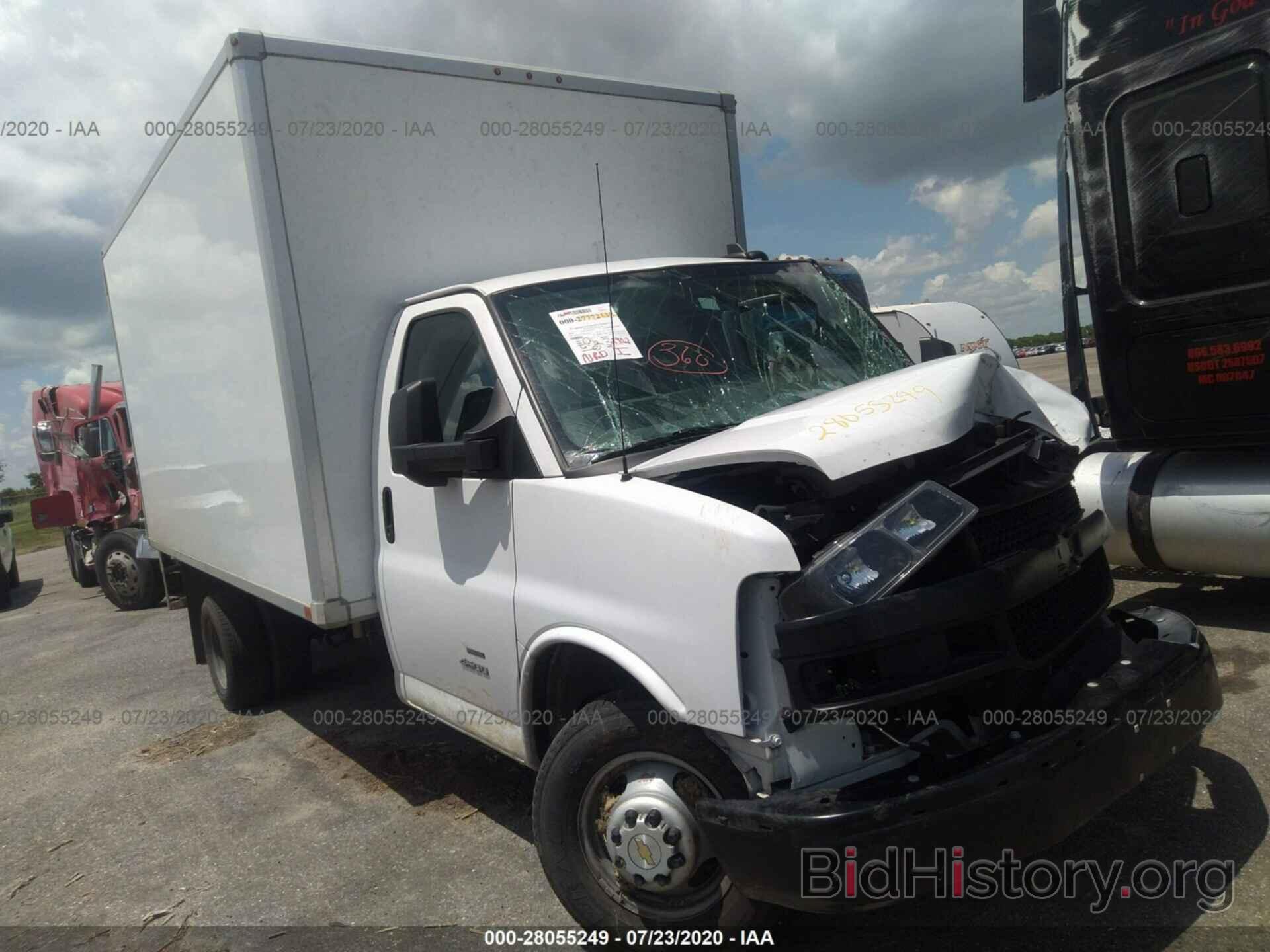 Photo 1HA6GUCG1KN004176 - CHEVROLET EXPRESS COMMERCIAL 2019