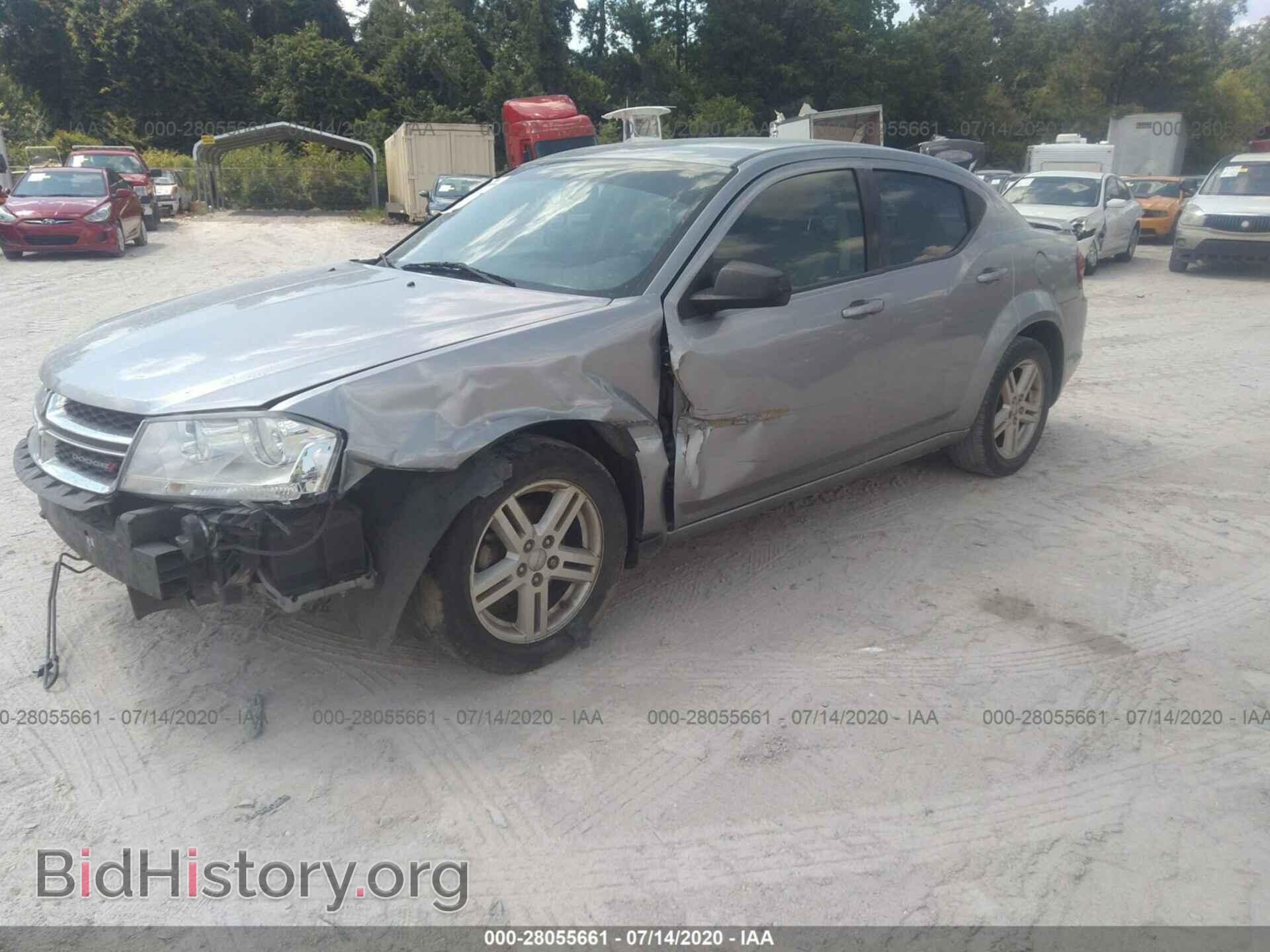 2014 Dodge Avenger - VIN: 1C3CDZAG5EN233114 - Фото 2