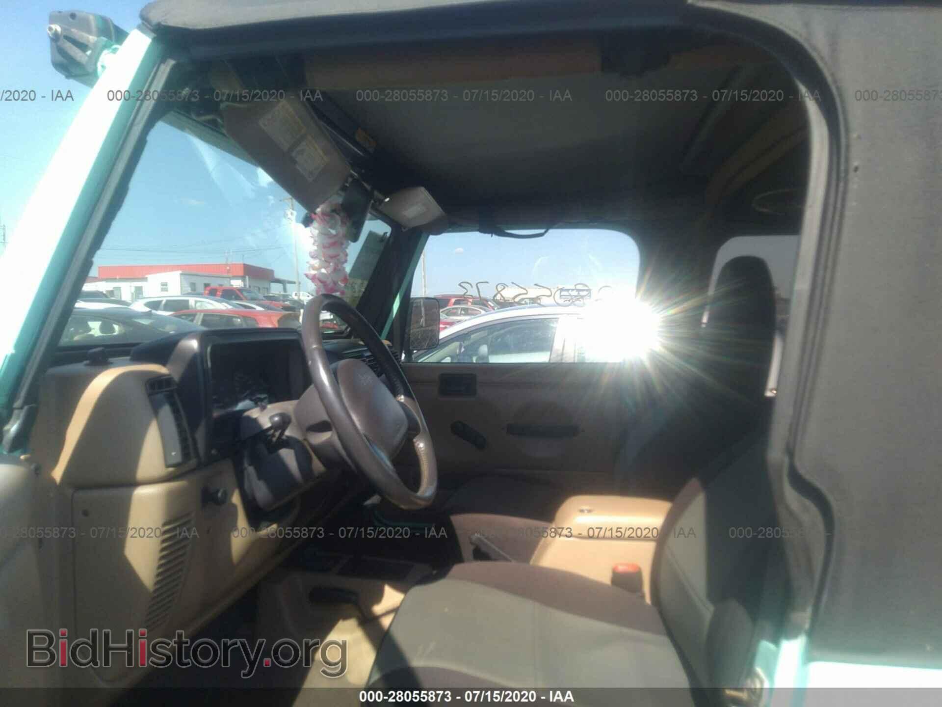 2000 JEEP WRANGLER - VIN: 1J4FA59S1YP779950 - Фото 5