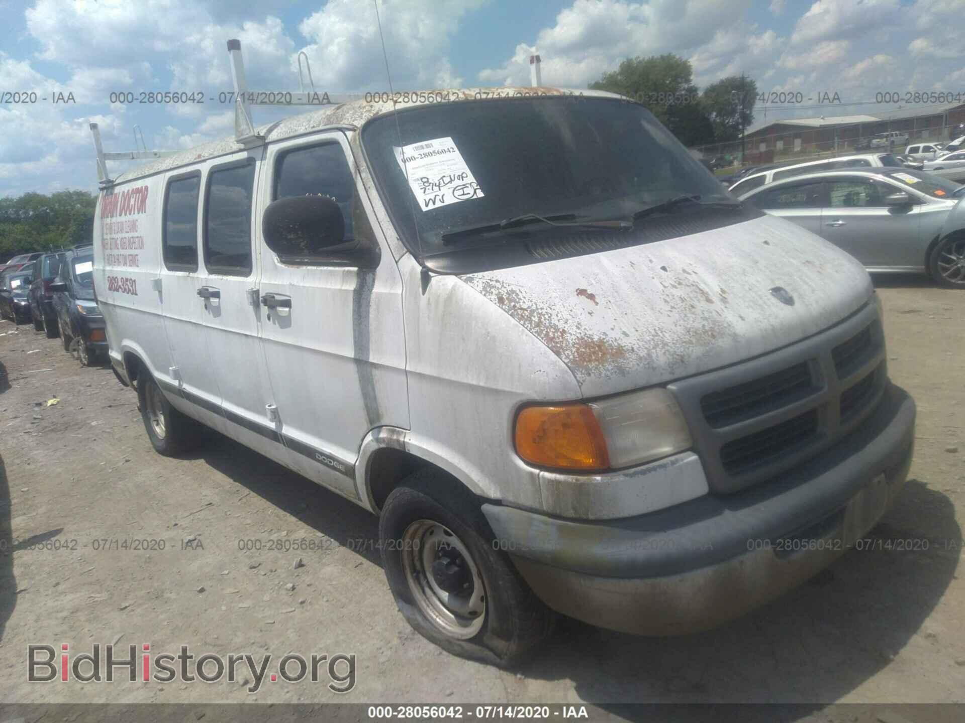 Photo 2B7HB11Y1YK100321 - DODGE RAM VAN 2000