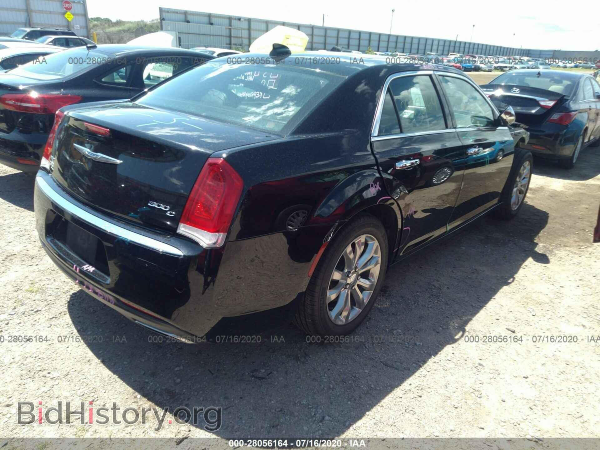 2017 CHRYSLER 300 - VIN: 2C3CCAKG2HH566676 - Фото 4