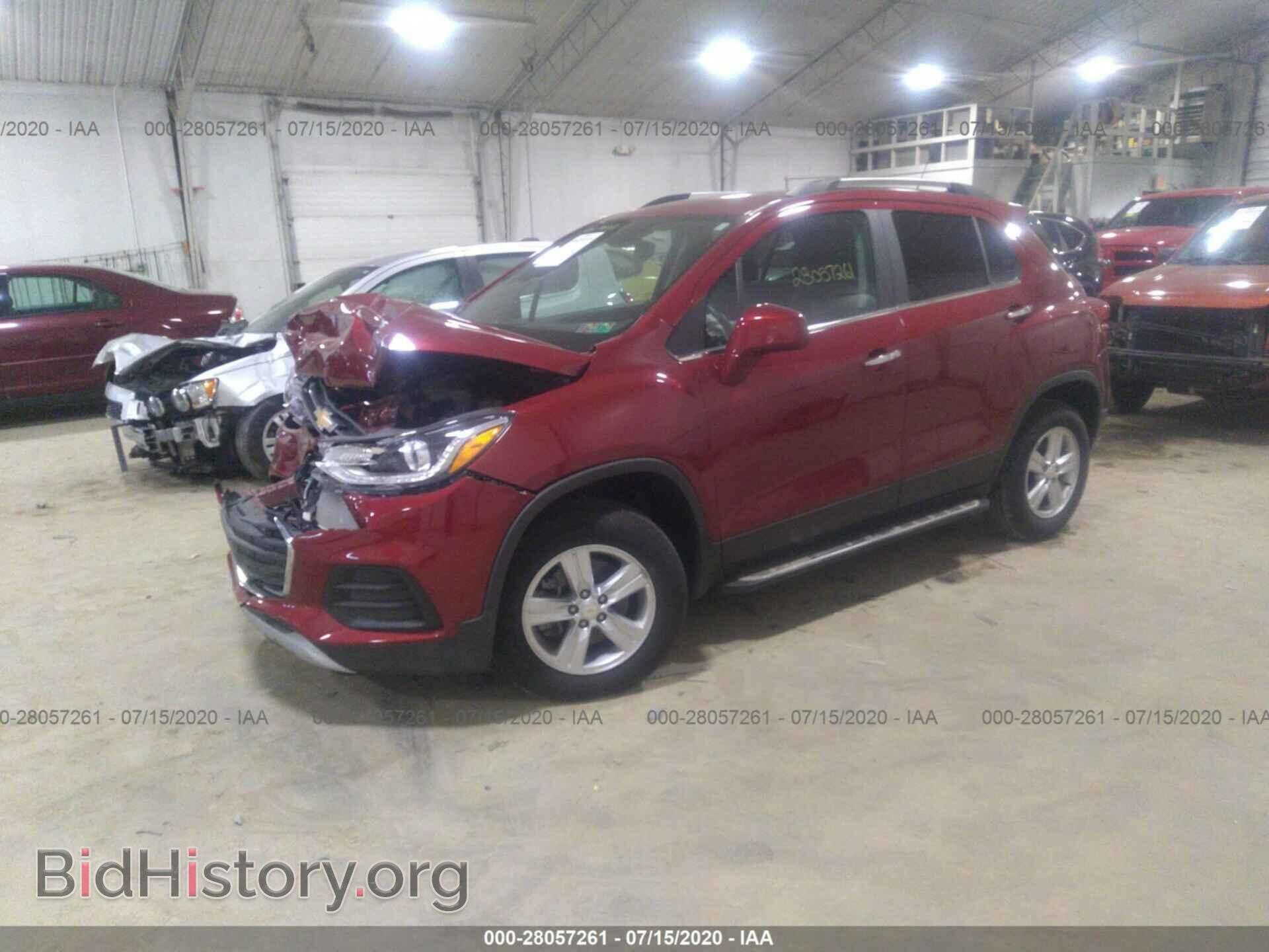 2018 CHEVROLET TRAX - VIN: 3GNCJPSB5JL247916 - Фото 2