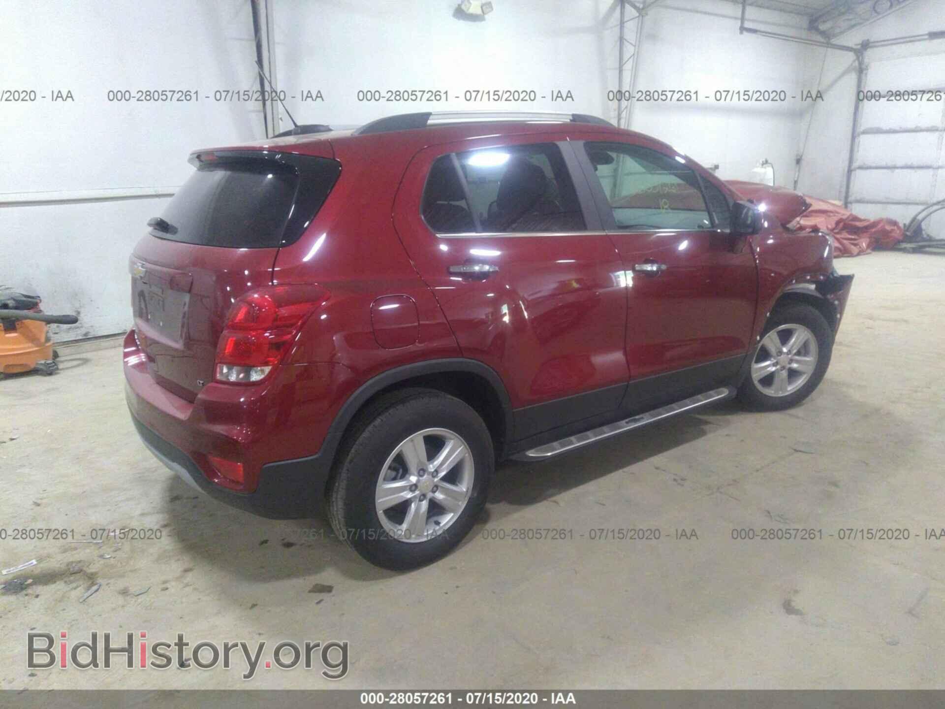 2018 CHEVROLET TRAX - VIN: 3GNCJPSB5JL247916 - Фото 4