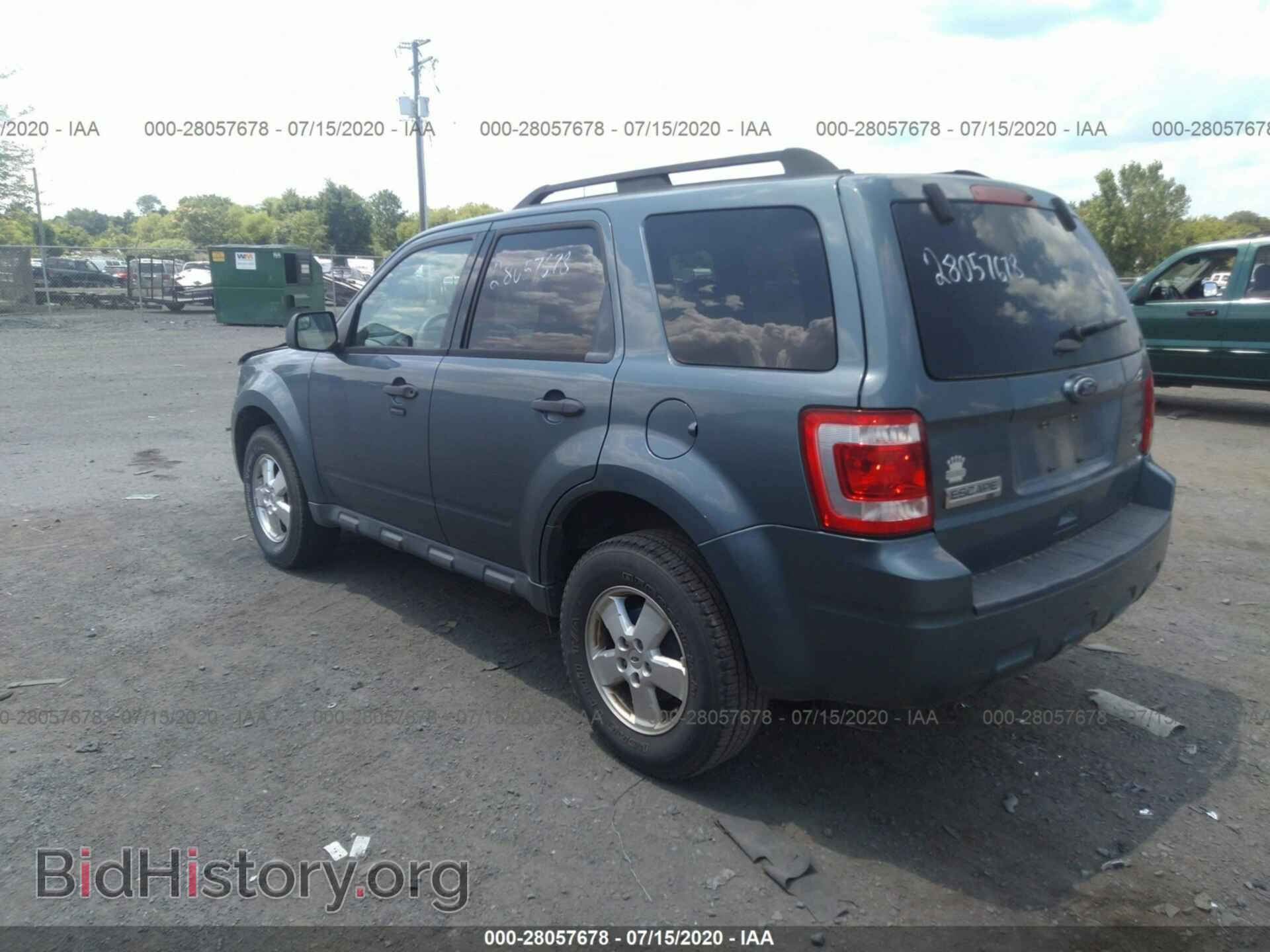 2011 FORD ESCAPE - VIN: 1FMCU0DG0BKC40287 - Фото 3