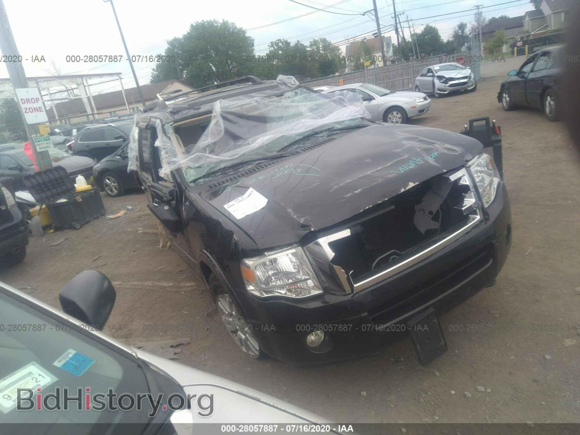 Фотография 1FMJU1J52BEF23725 - FORD EXPEDITION 2011