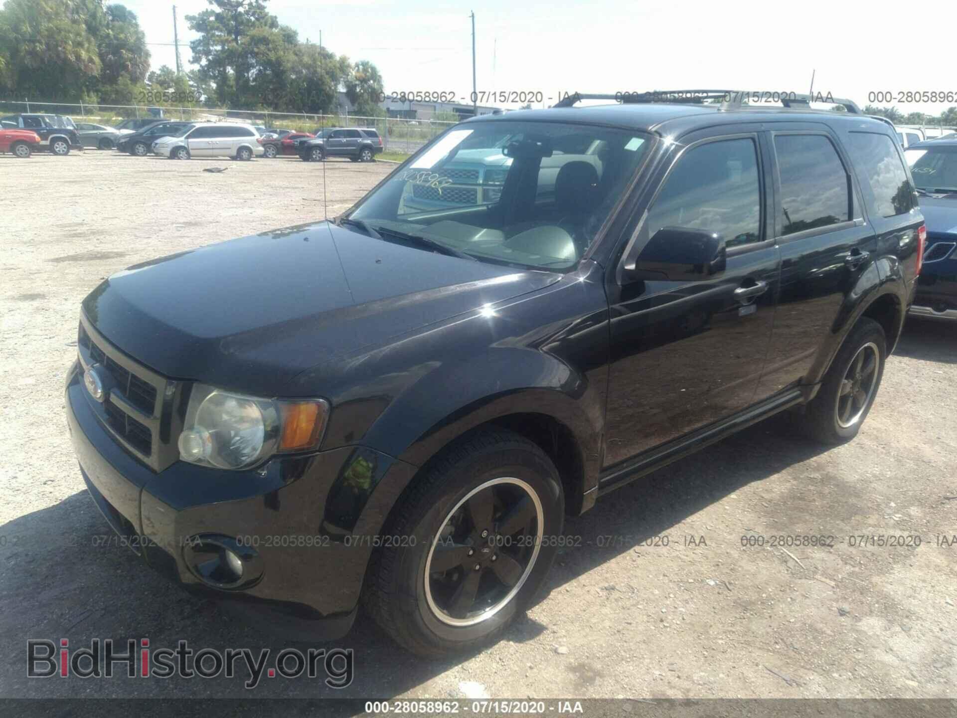 2011 FORD ESCAPE - VIN: 1FMCU0DG7BKA04543 - Photo 2
