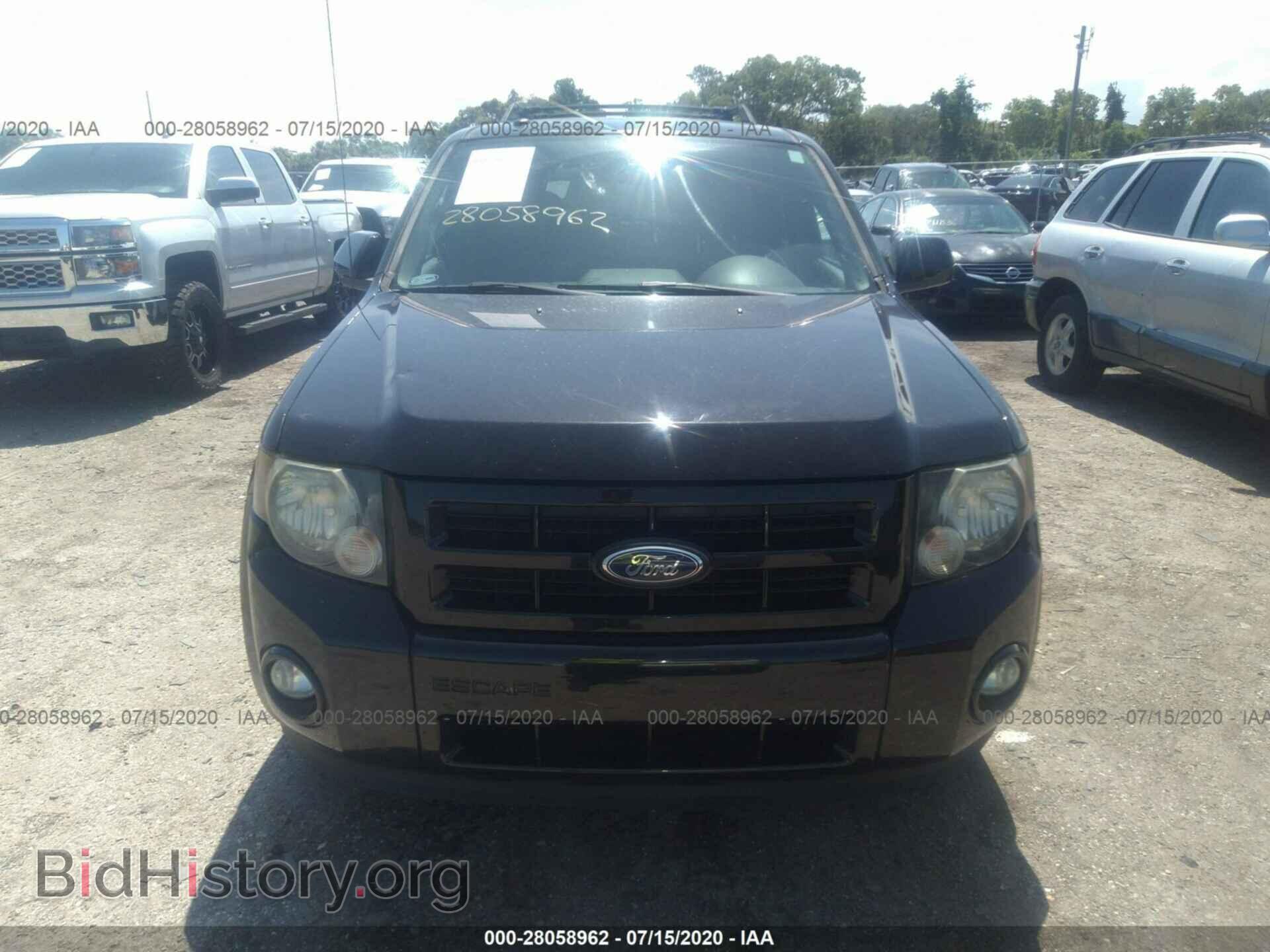 2011 FORD ESCAPE - VIN: 1FMCU0DG7BKA04543 - Photo 6