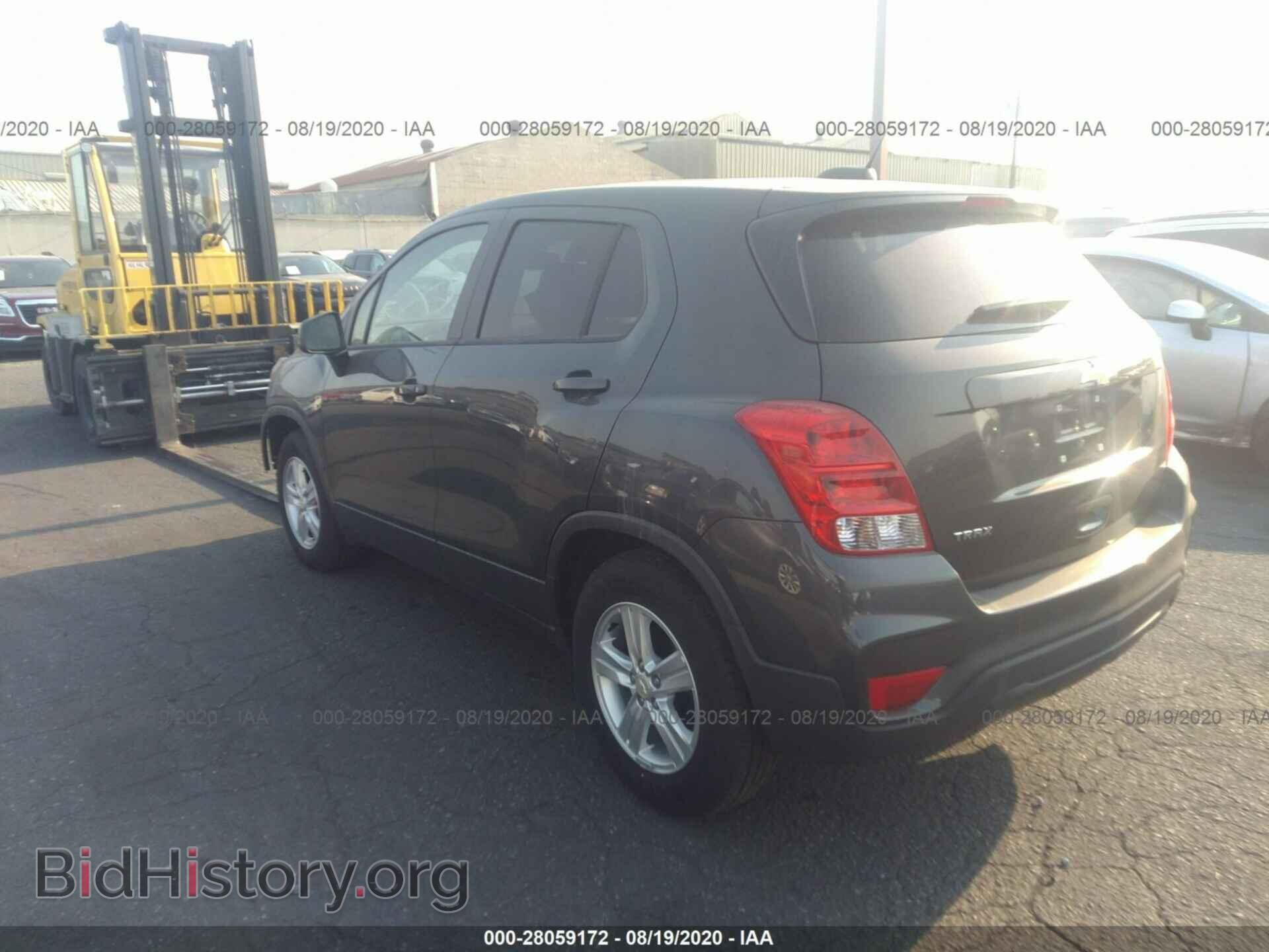 2019 CHEVROLET TRAX - VIN: 3GNCJKSB2KL368651 - Фото 3