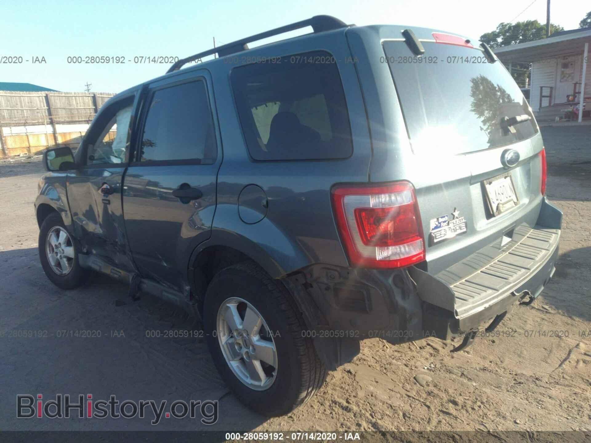 2011 FORD ESCAPE - VIN: 1FMCU0D73BKA36907 - Photo 3
