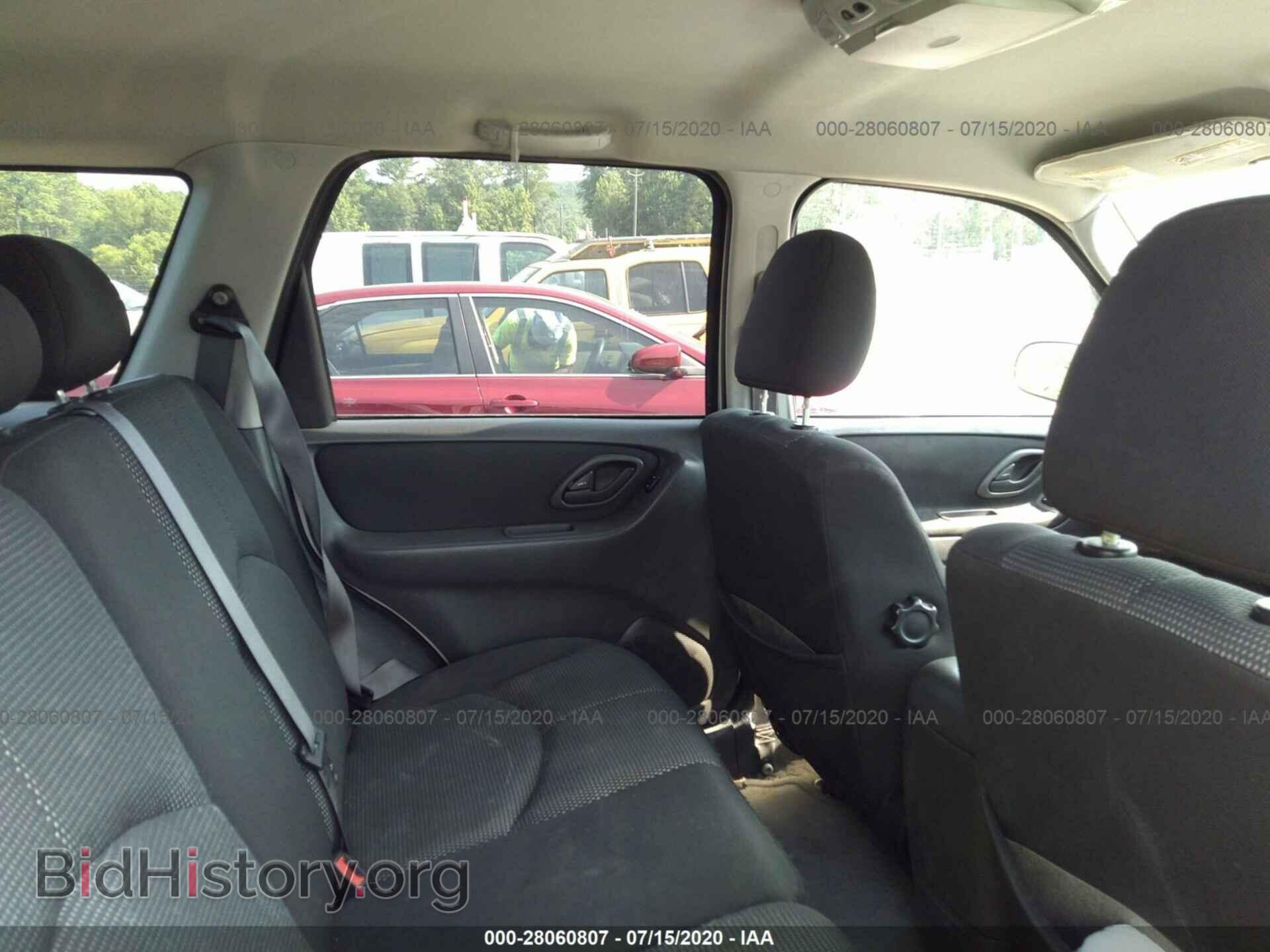 2006 MAZDA TRIBUTE - VIN: 4F2YZ04106KM11875 - Фото 8