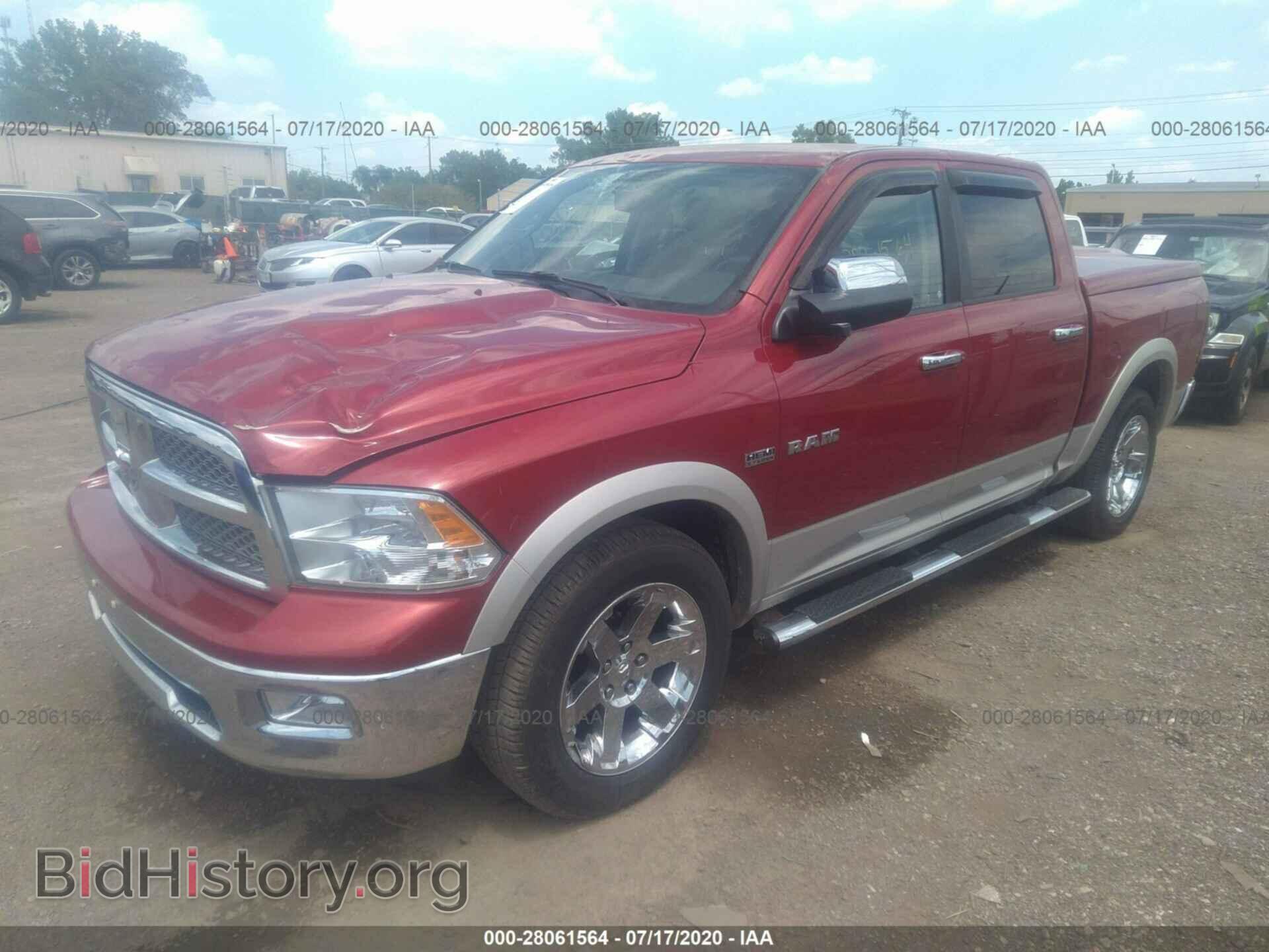 2010 DODGE RAM 1500 - VIN: 1D7RV1CT1AS215368 - Фото 2