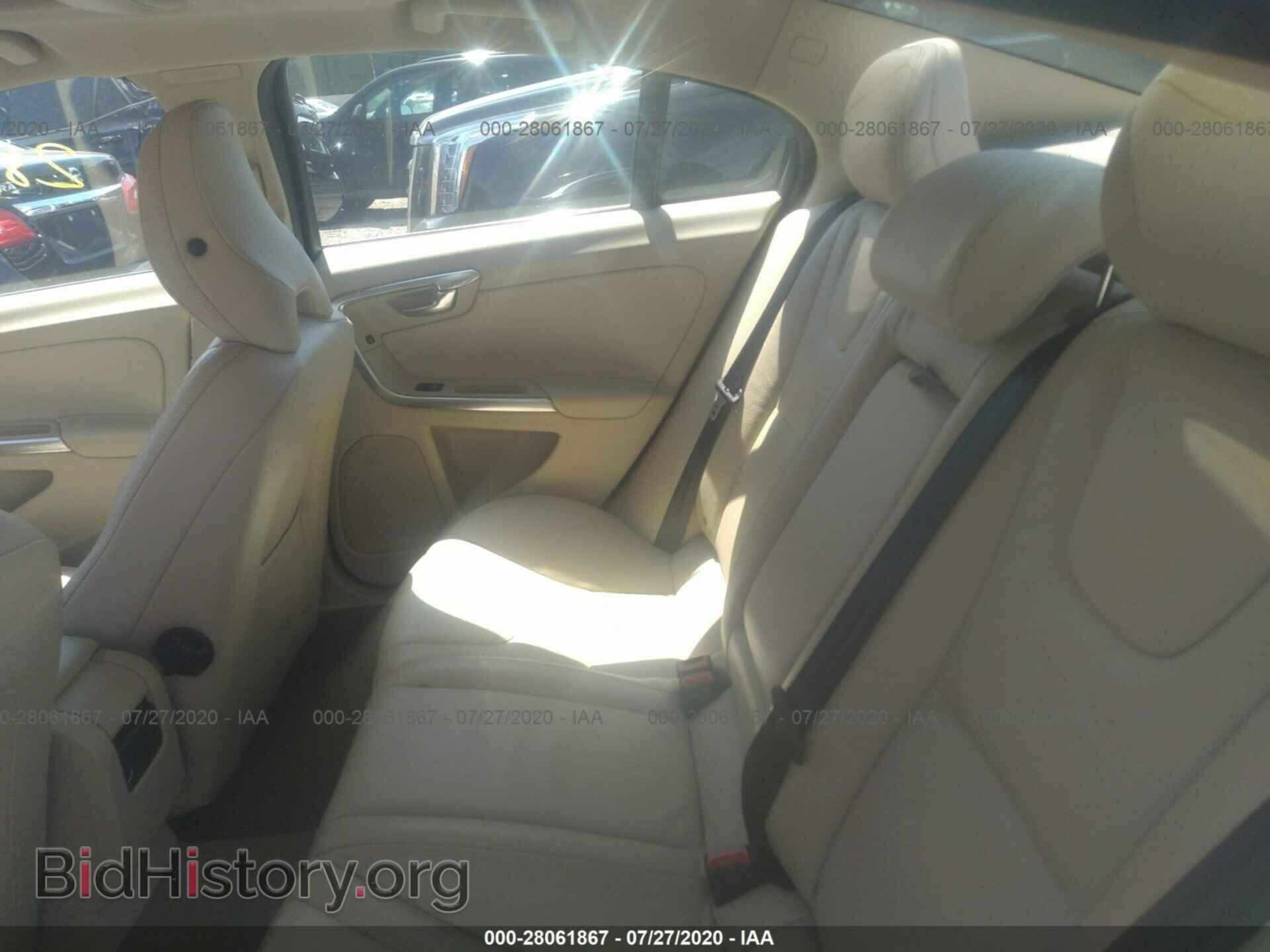 2011 VOLVO S60 - VIN: YV1902FH9B2017610 - Фото 8
