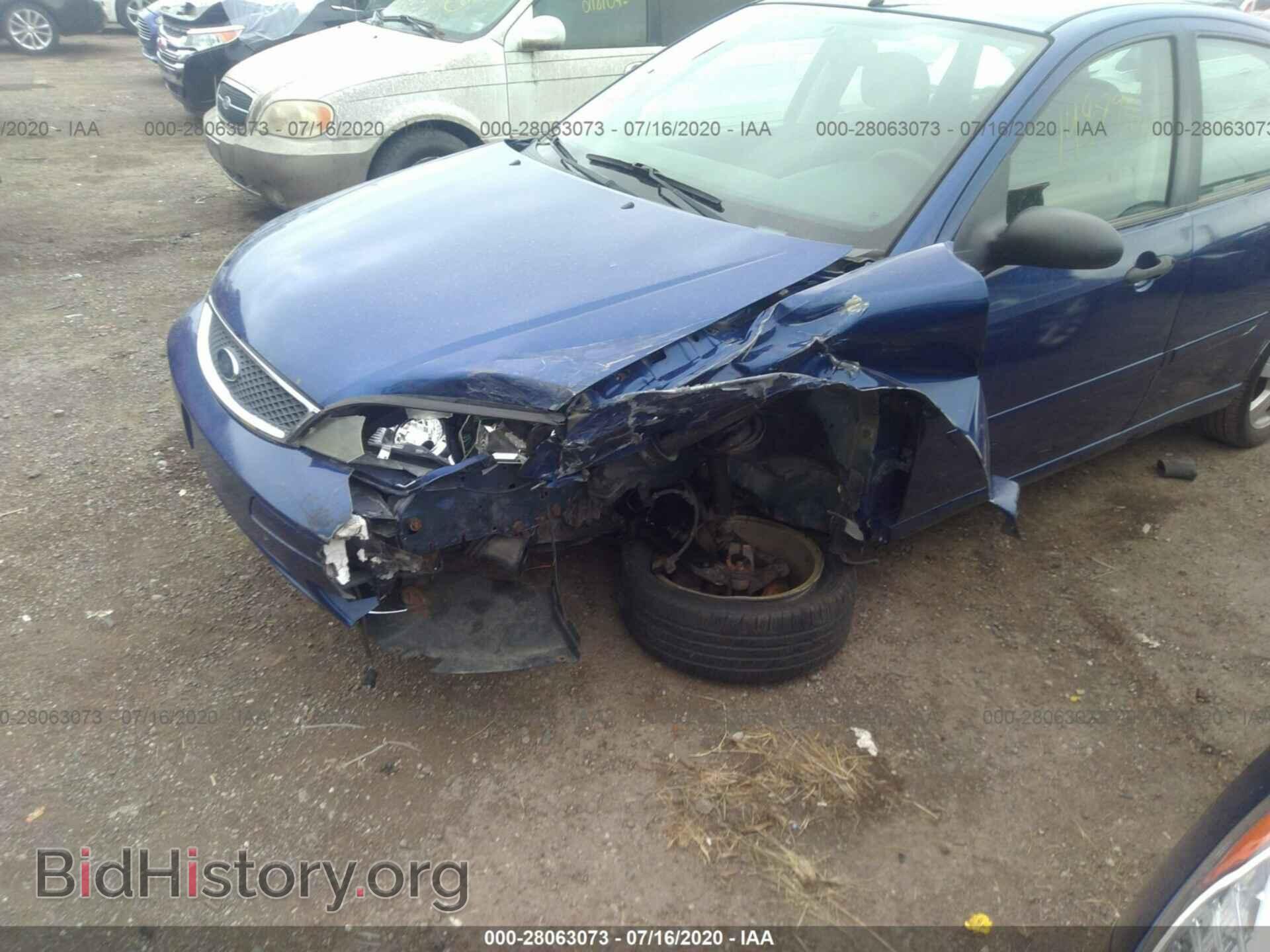 2005 FORD FOCUS - VIN: 3FAFP37N65R131276 - Фото 6