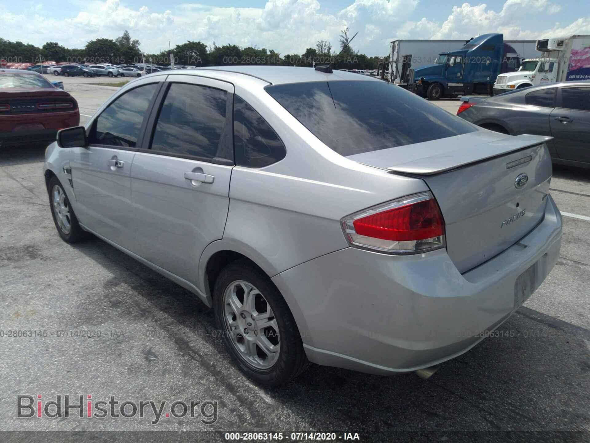 2008 FORD FOCUS - VIN: 1FAHP35N98W200488 - Фото 3