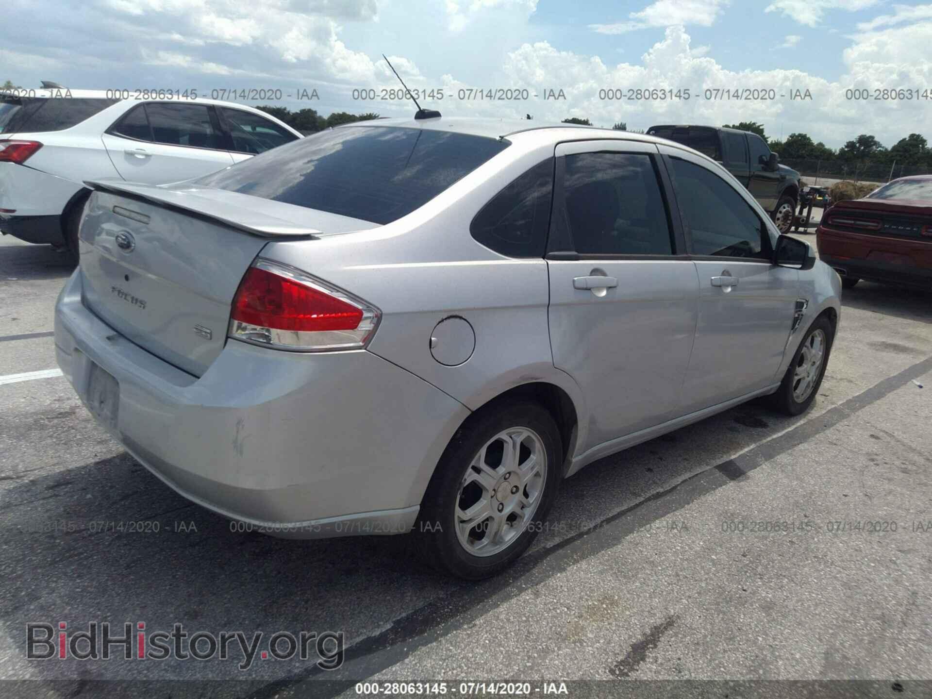 2008 FORD FOCUS - VIN: 1FAHP35N98W200488 - Фото 4