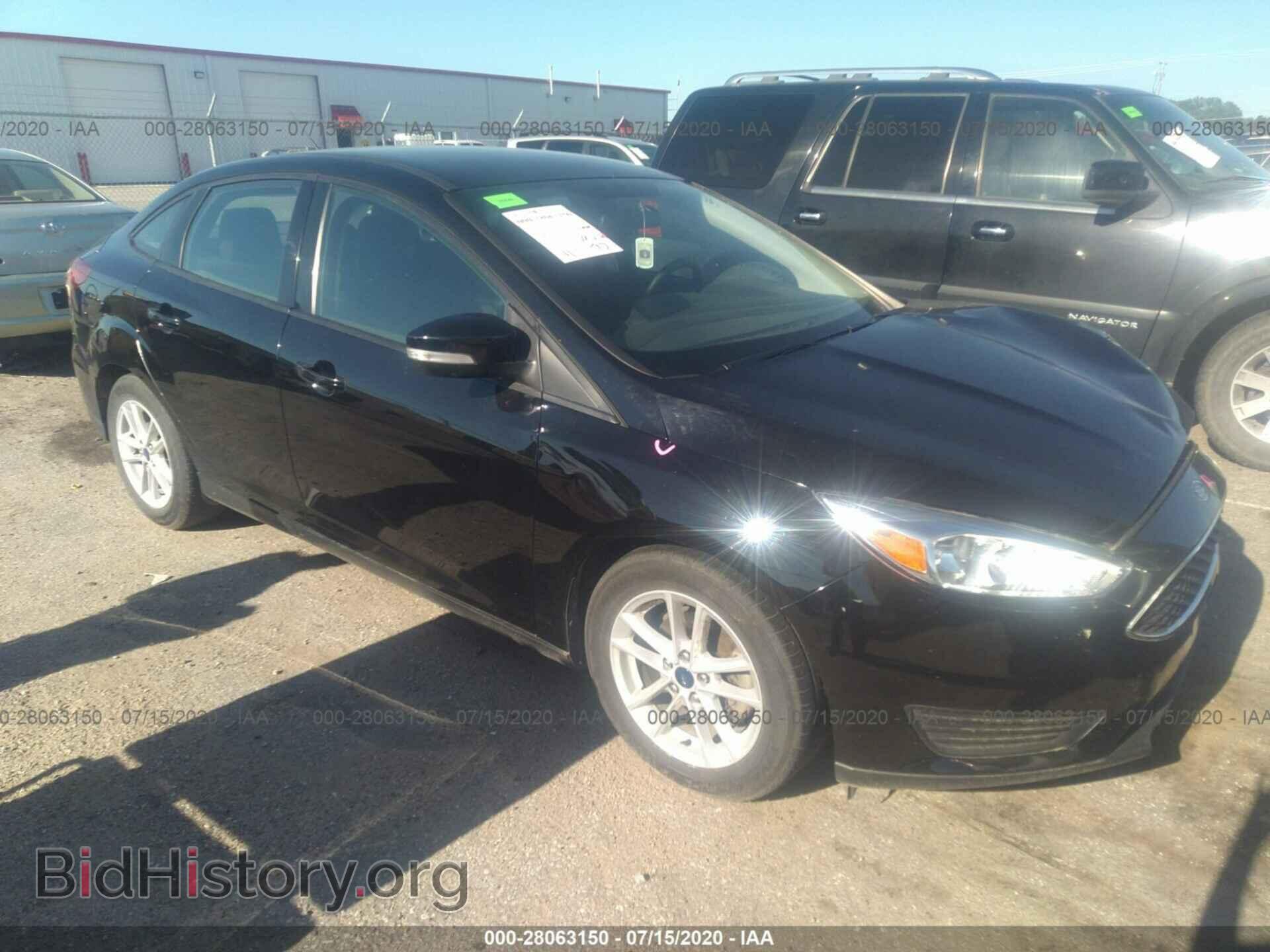 Photo 1FADP3F28HL324742 - FORD FOCUS 2017