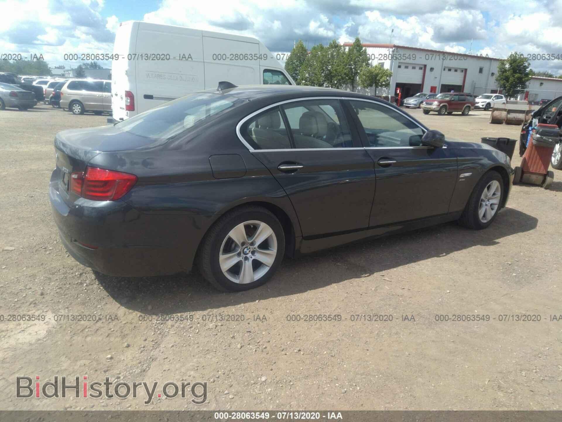 2012 BMW 528 - VIN: WBAXH5C52CDW02209 - Фото 4