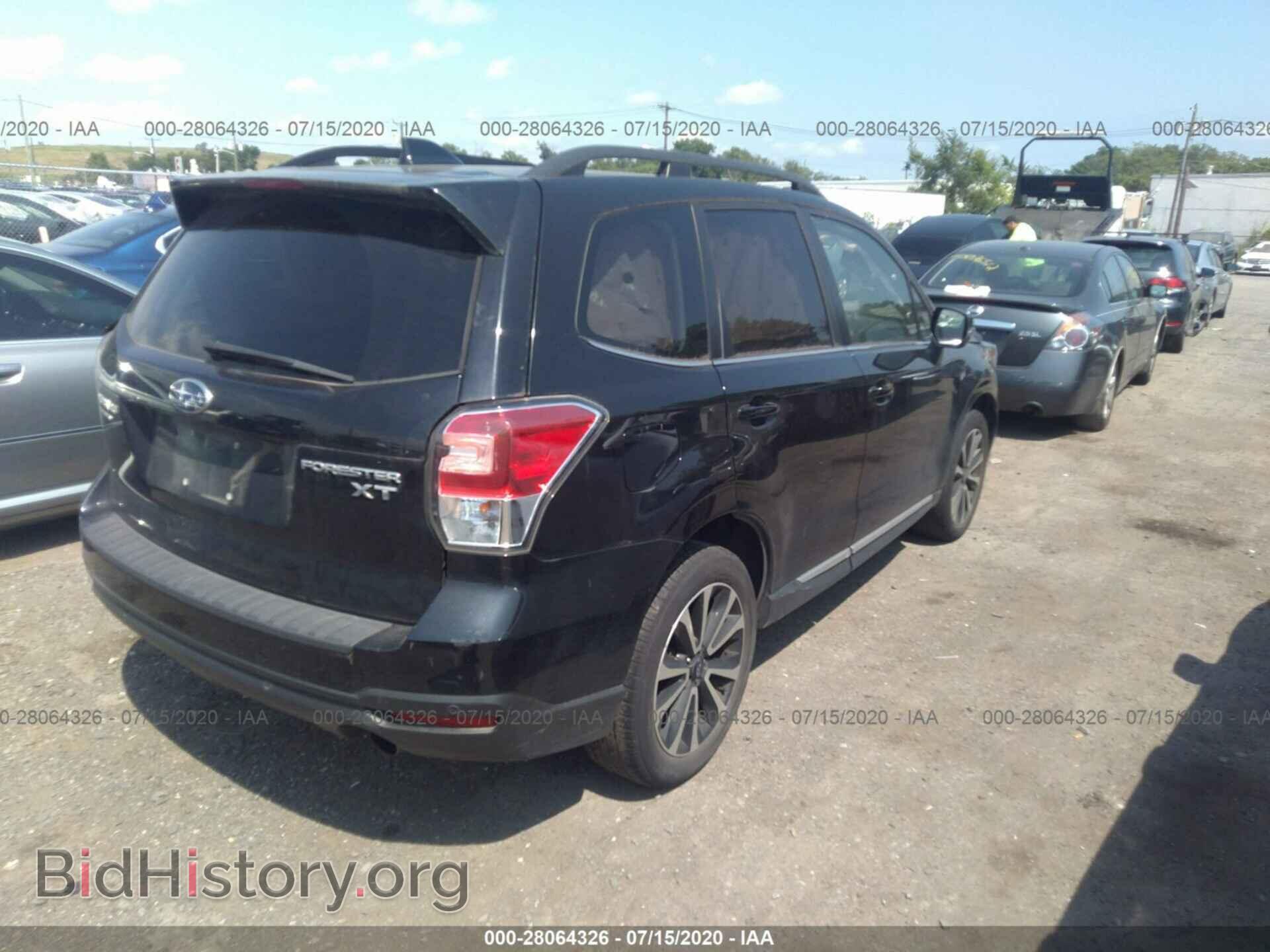 2017 SUBARU FORESTER - VIN: JF2SJGWC1HH425841 - Фото 4