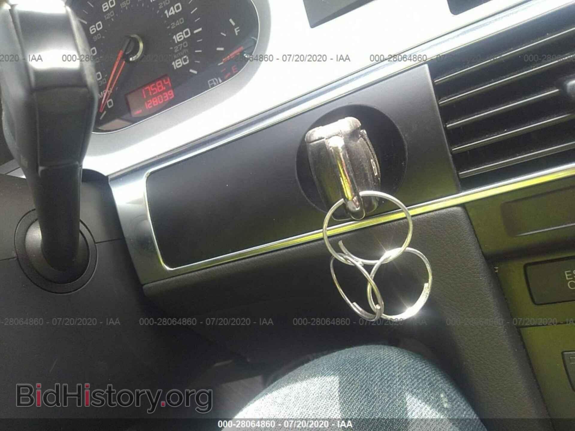 2010 AUDI A6 - VIN: WAUFGAFBXAN043802 - Фото 10