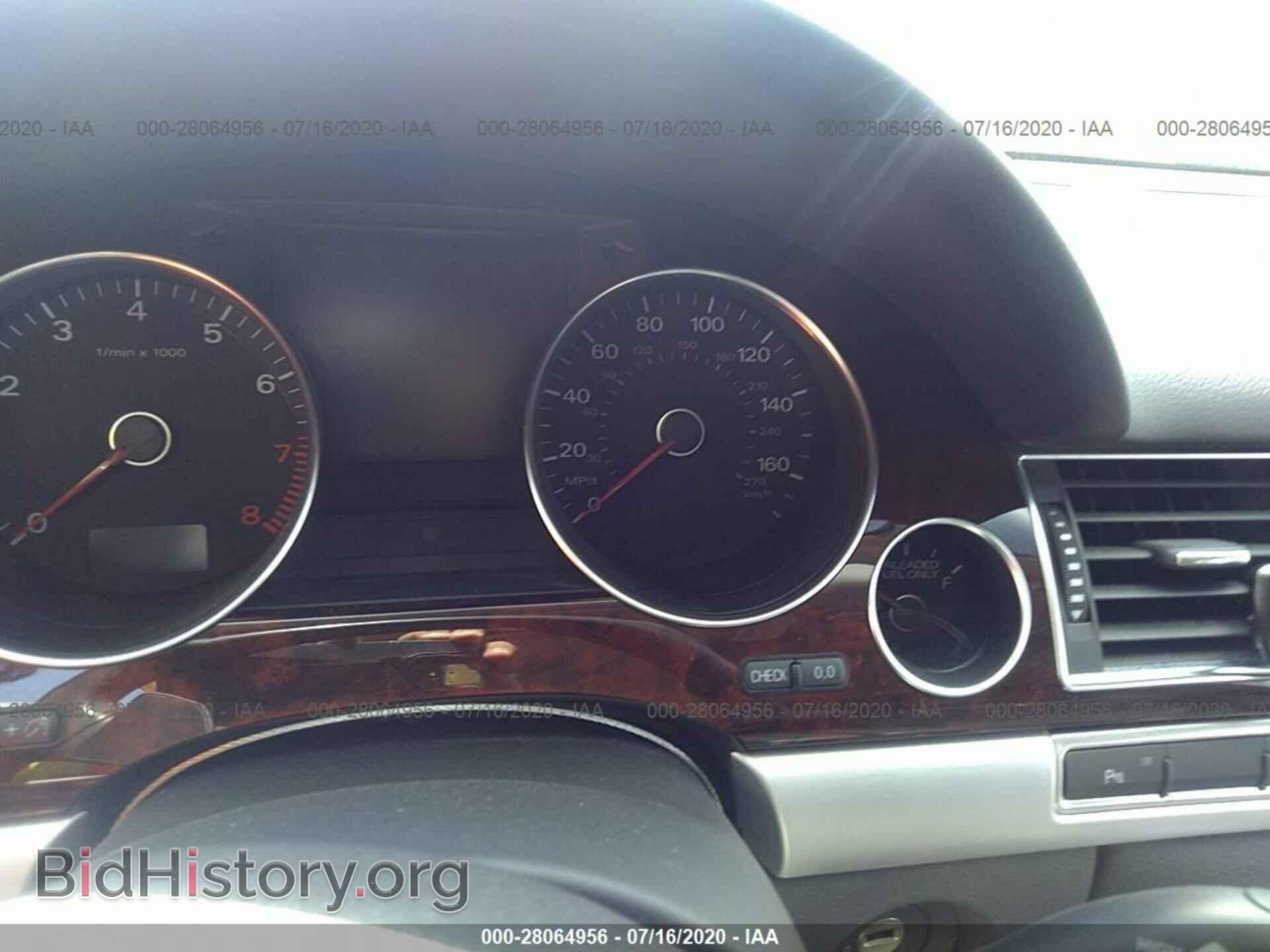 2010 AUDI A8 L - VIN: WAURVAFA0AN006901 - Фото 7