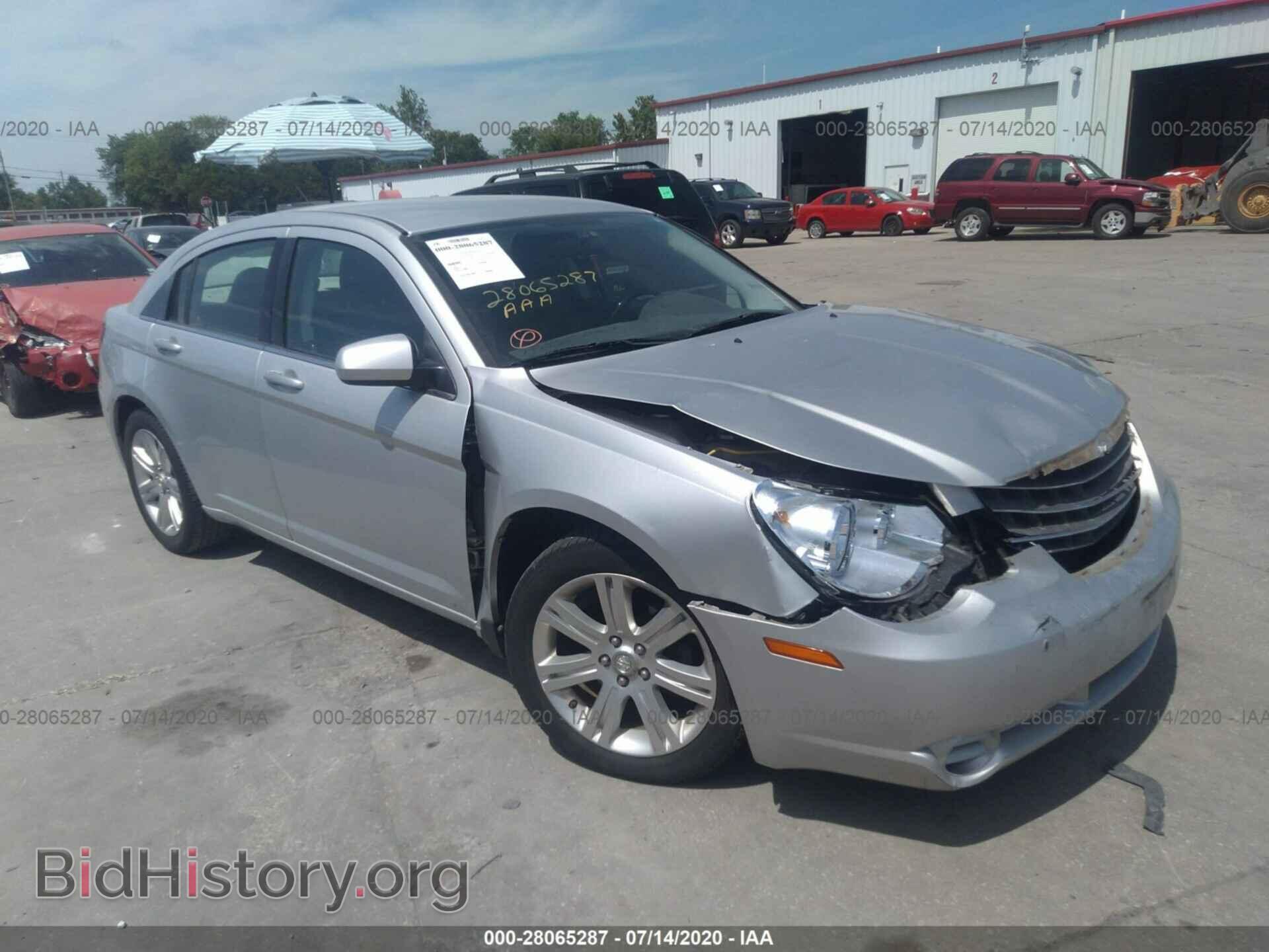 Фотография 1C3CC5FV6AN167945 - CHRYSLER SEBRING 2010