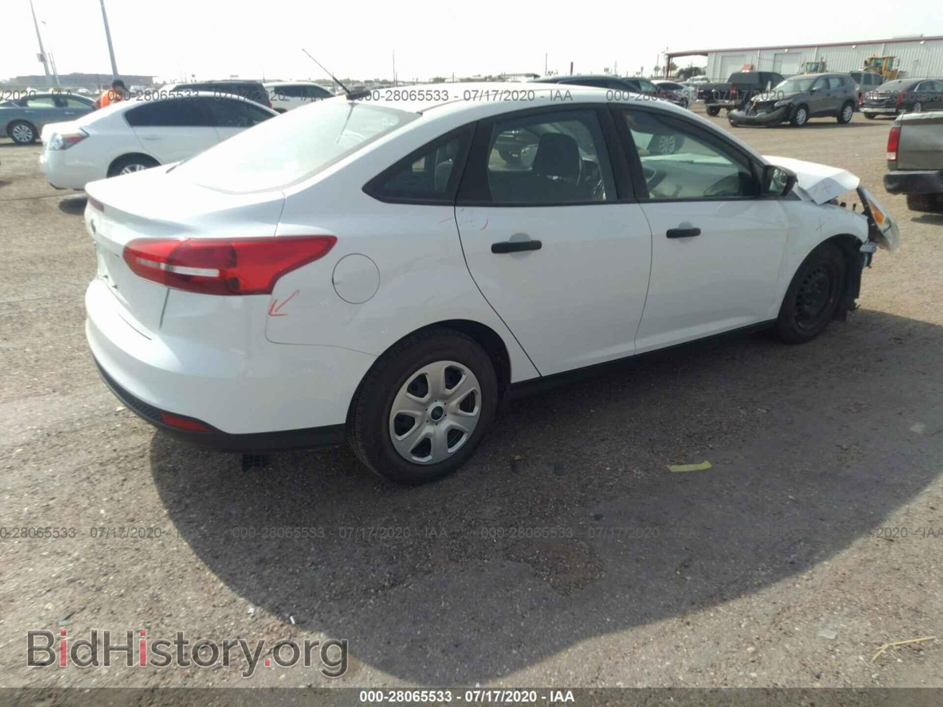 2017 FORD FOCUS - VIN: 1FADP3E23HL214330 - Photo 4