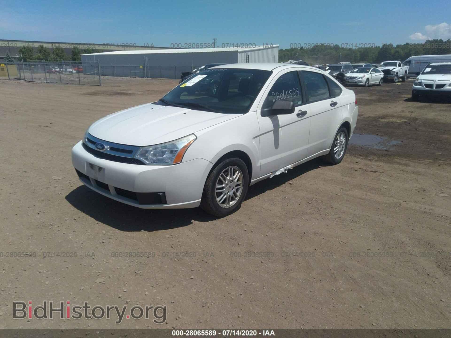 2011 FORD FOCUS - VIN: 1FAHP3FN9BW144428 - Фото 2