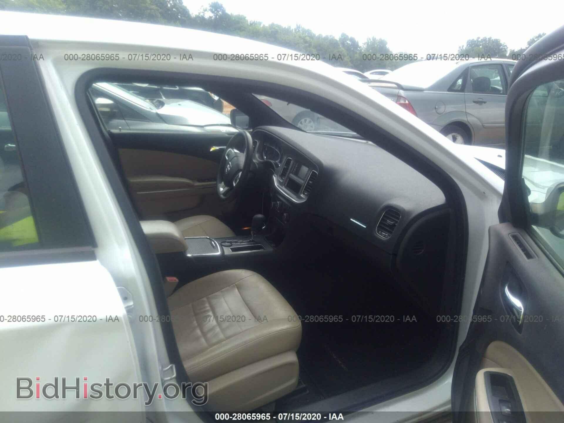 2012 DODGE CHARGER - VIN: 2C3CDXBG9CH111297 - Фото 5