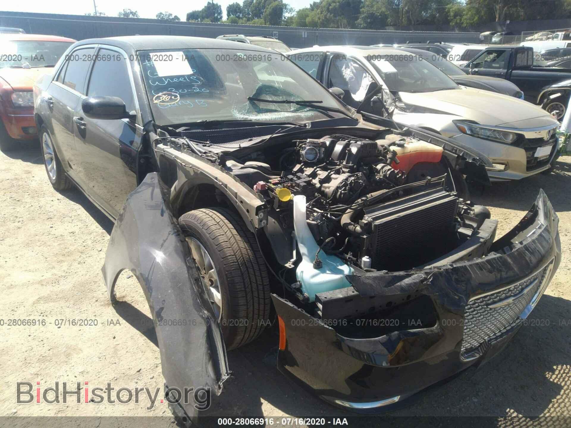 Photo 2C3CCAAG2FH779514 - CHRYSLER 300 2015