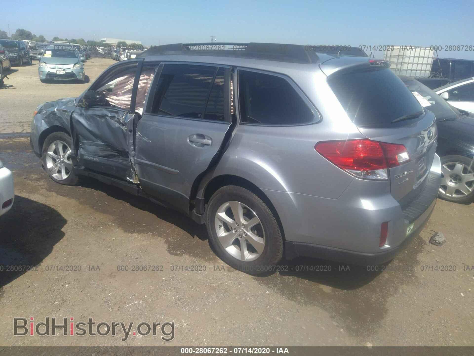 2014 SUBARU OUTBACK - VIN: 4S4BRBLC3E3304909 - Фото 3