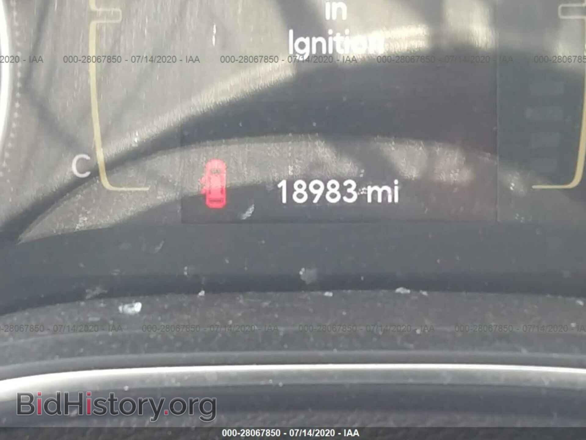 2019 JEEP CHEROKEE - VIN: 1C4PJLCB2KD466809 - Photo 7