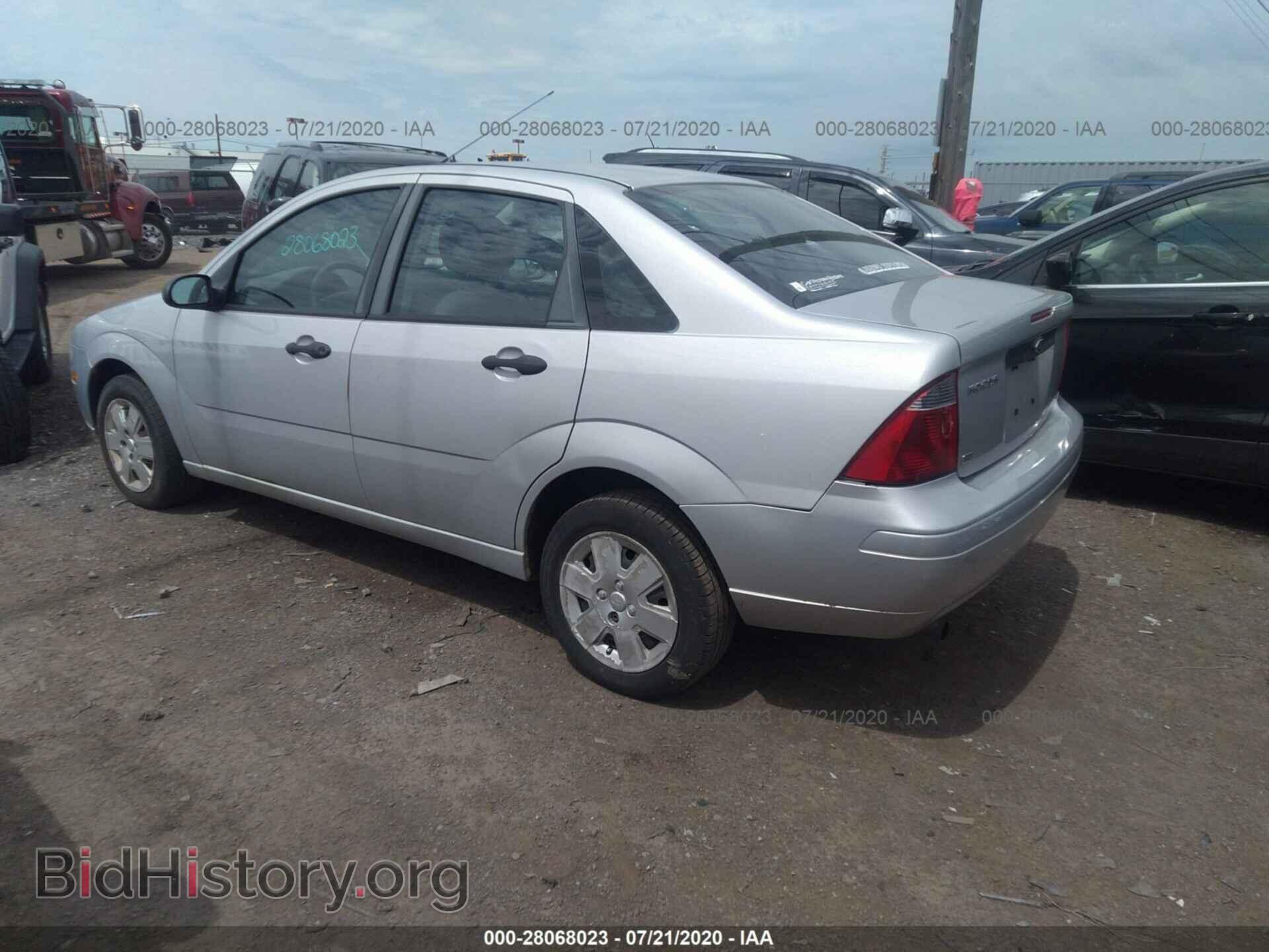 2007 FORD FOCUS - VIN: 1FAHP34N57W291288 - Фото 3