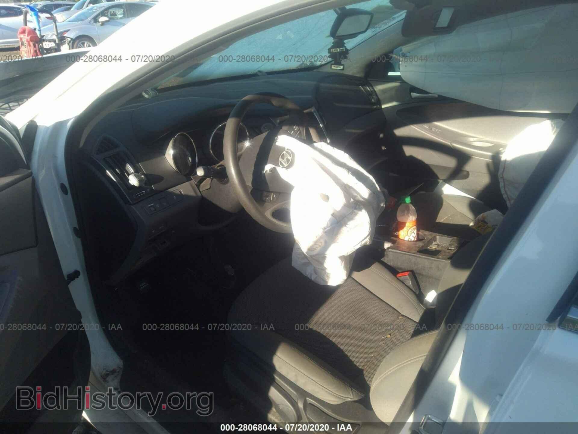 2014 HYUNDAI SONATA - VIN: 5NPEB4ACXEH883812 - Фото 5