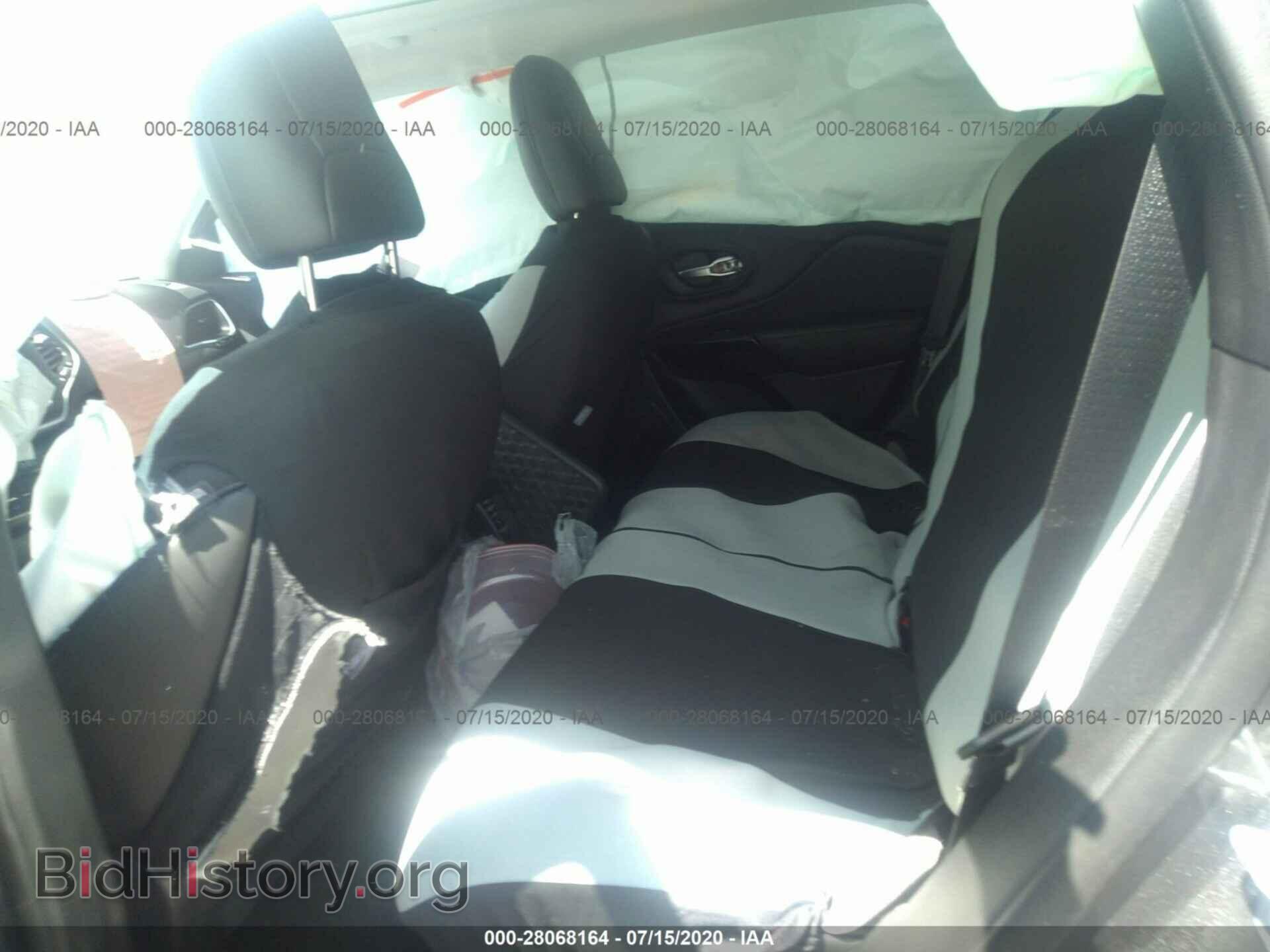 2019 JEEP CHEROKEE - VIN: 1C4PJMLB5KD450321 - Photo 8