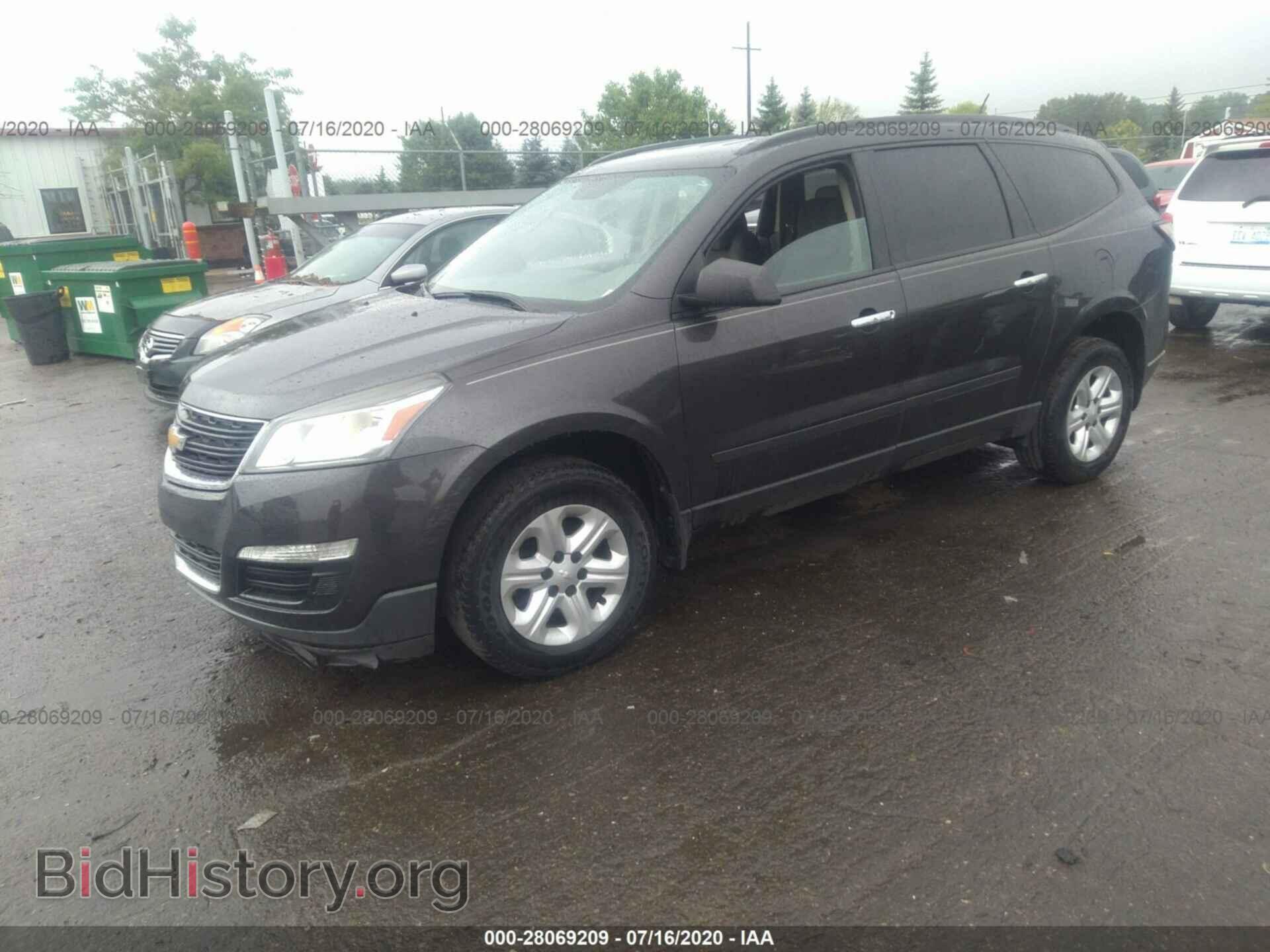 2015 CHEVROLET TRAVERSE - VIN: 1GNKRFKD9FJ132010 - Фото 2