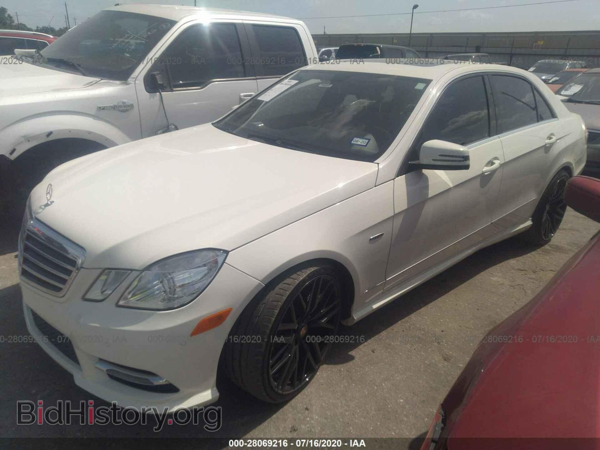 2012 MERCEDES-BENZ E-CLASS - VIN: WDDHF5KB7CA599223 - Фото 2