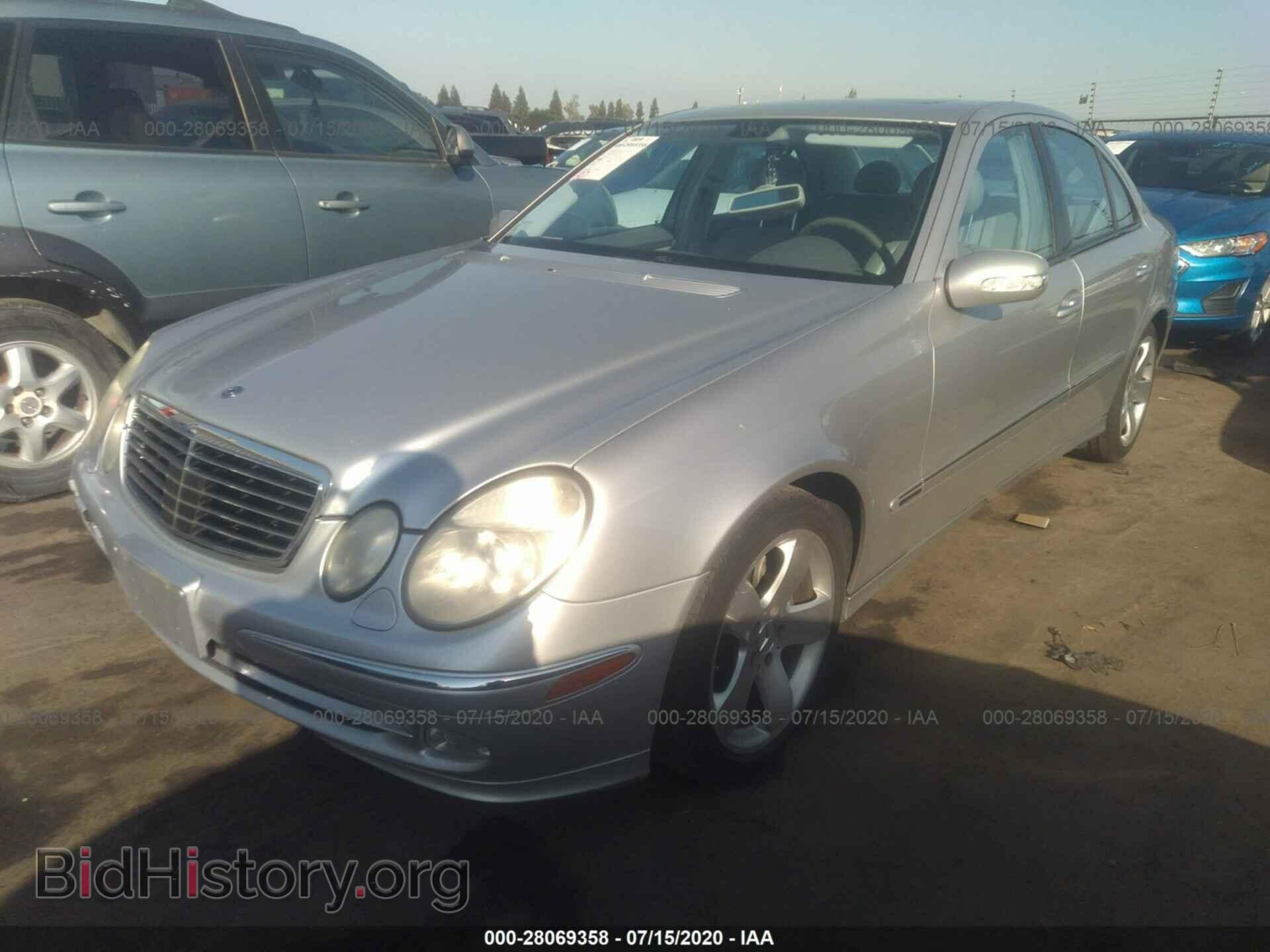 2003 MERCEDES-BENZ E-CLASS - VIN: WDBUF70J43A073208 - Фото 2